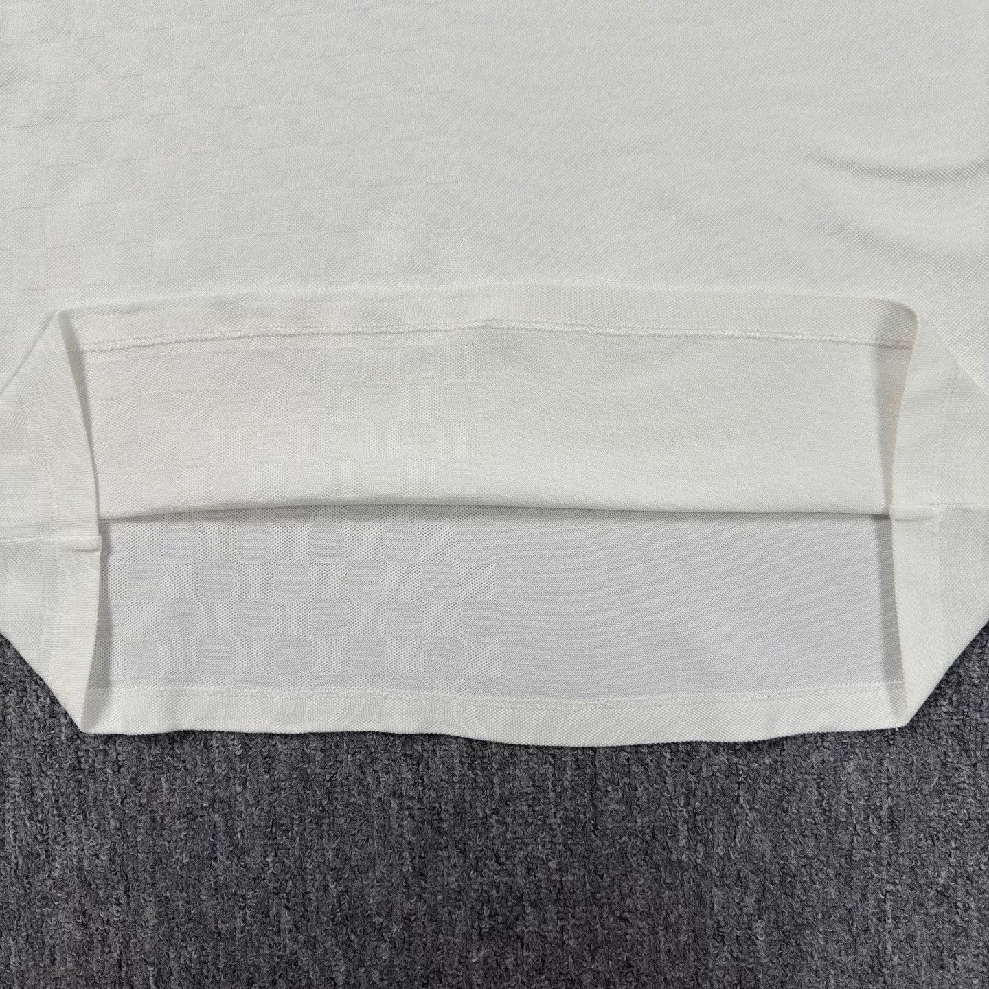 Louis Vuitton LV White Checkerboard Polo Shirt Size US L / EU 52-54 / 3 - 7 Thumbnail
