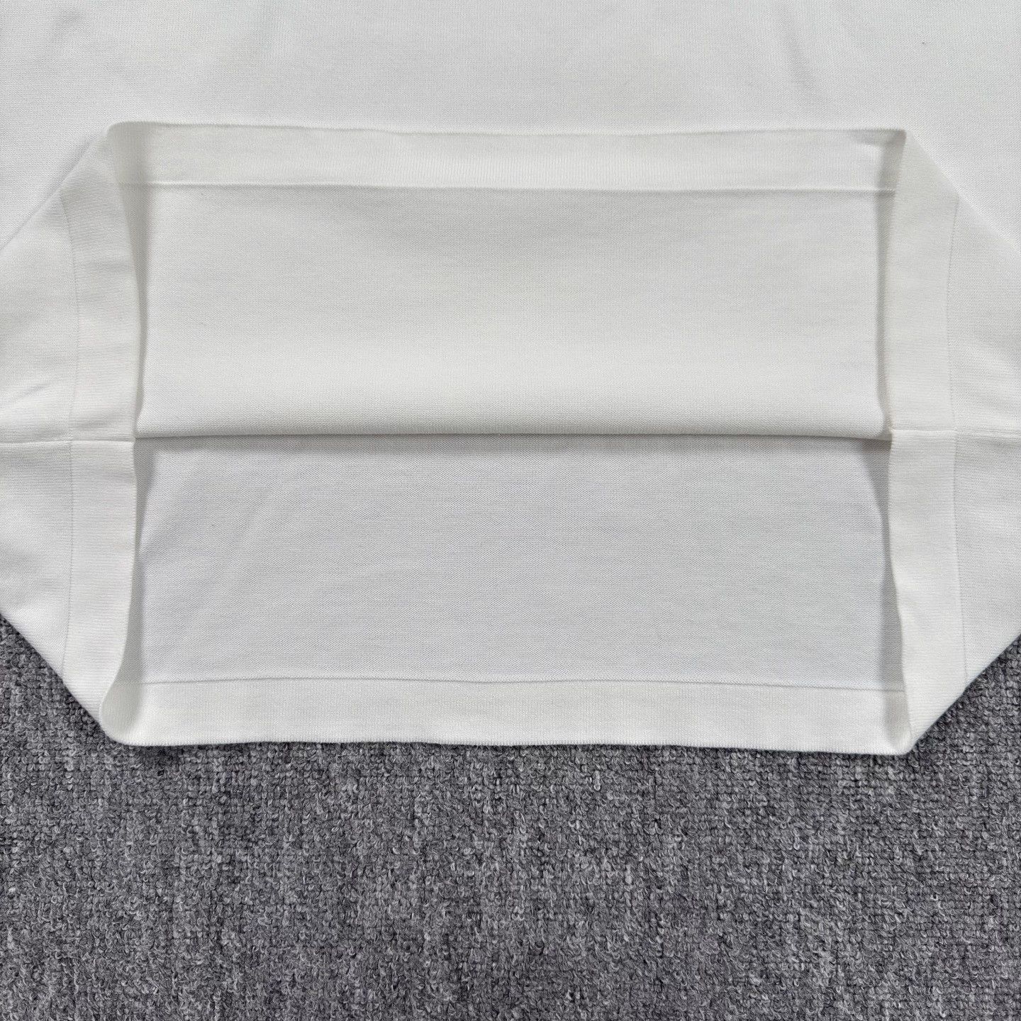 Louis Vuitton LV White Cartoon Airplane Logo Knit Tee Size US M / EU 48-50 / 2 - 6 Thumbnail