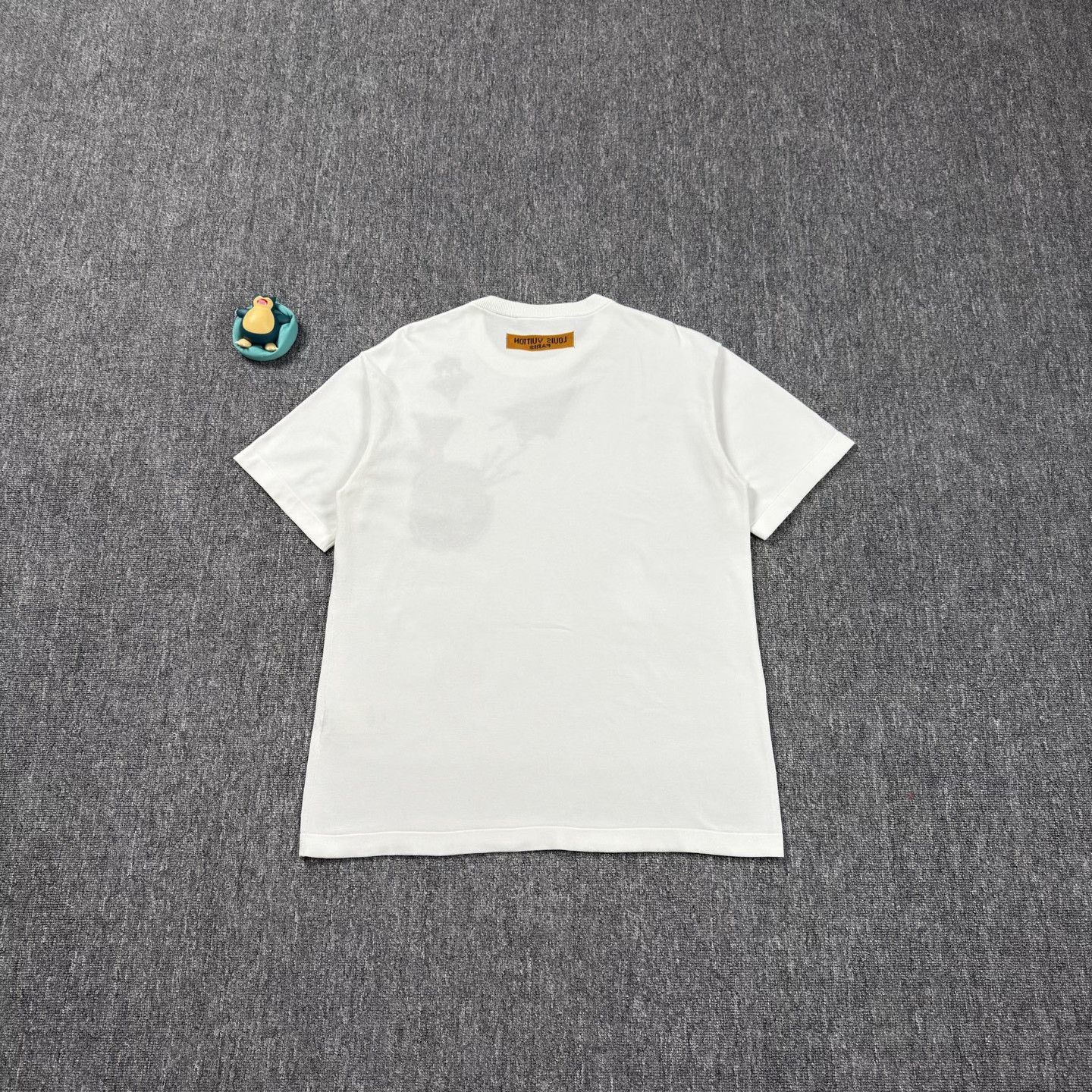 Louis Vuitton LV White Cartoon Airplane Logo Knit Tee Size US M / EU 48-50 / 2 - 2 Thumbnail