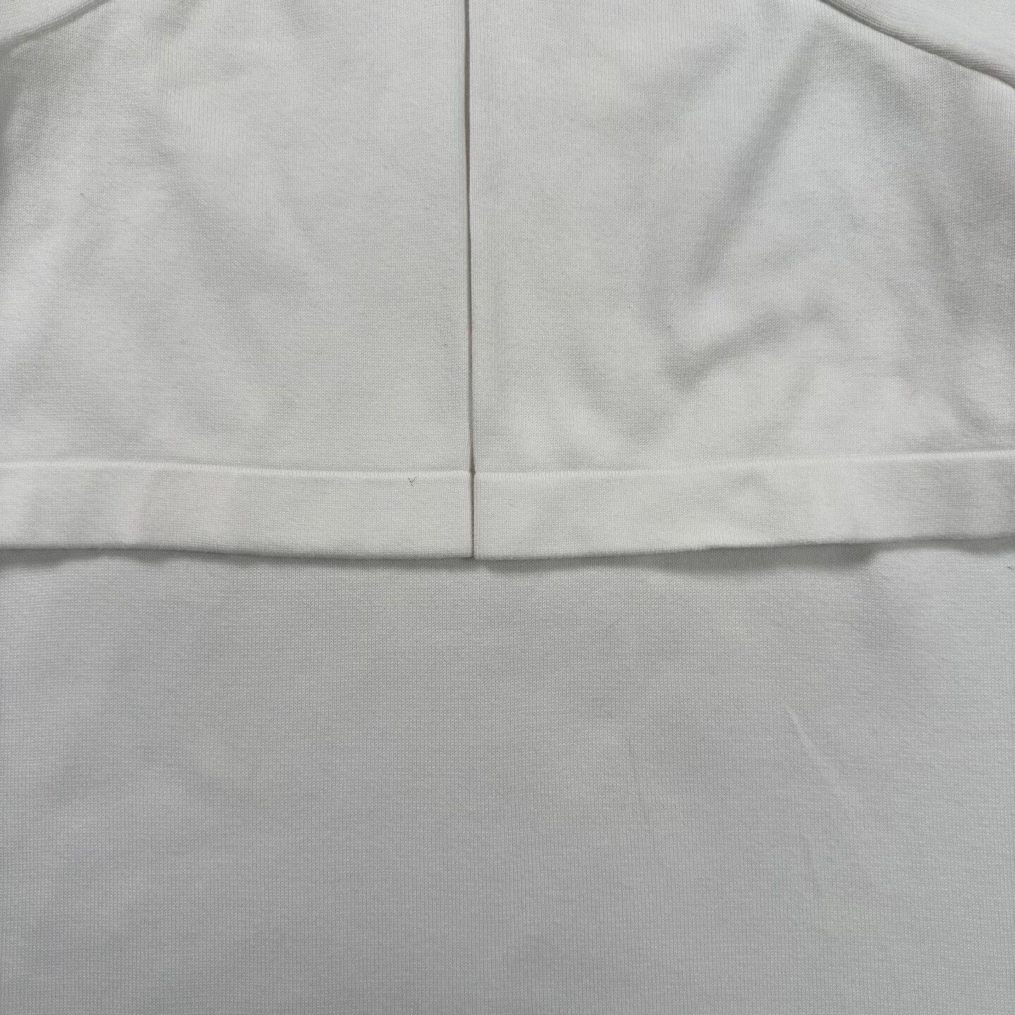 Louis Vuitton LV White Cartoon Airplane Logo Knit Tee Size US M / EU 48-50 / 2 - 5 Thumbnail