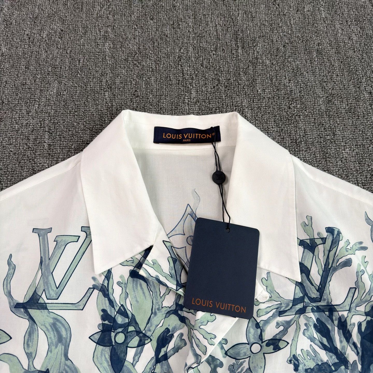 Louis Vuitton LV Seagrass Print Short-Sleeve Shirt Size US M / EU 48-50 / 2 - 3 Thumbnail