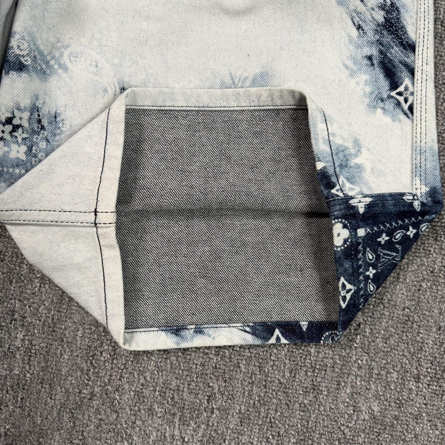 Louis Vuitton LV Bandana Print Denim Shorts Size US 32 / EU 48 - 9 Thumbnail
