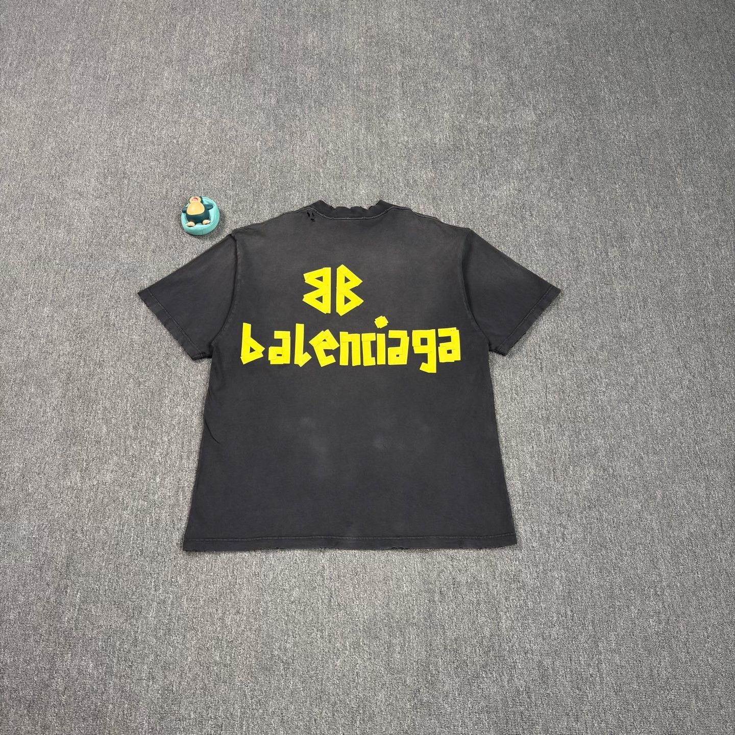 Balenciaga Balenciaga Yellow Tape Logo Black Short Sleeve Size US L / EU 52-54 / 3 - 2 Thumbnail