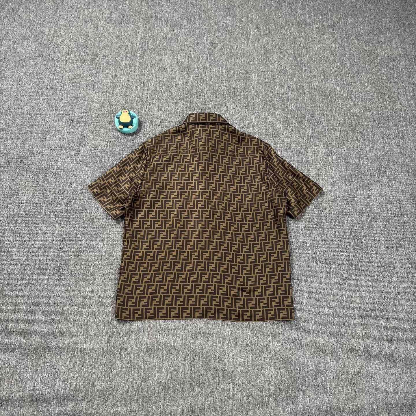Fendi Fendi FF Print Short Sleeve Shirt Size US XXS / EU 40 - 2 Thumbnail