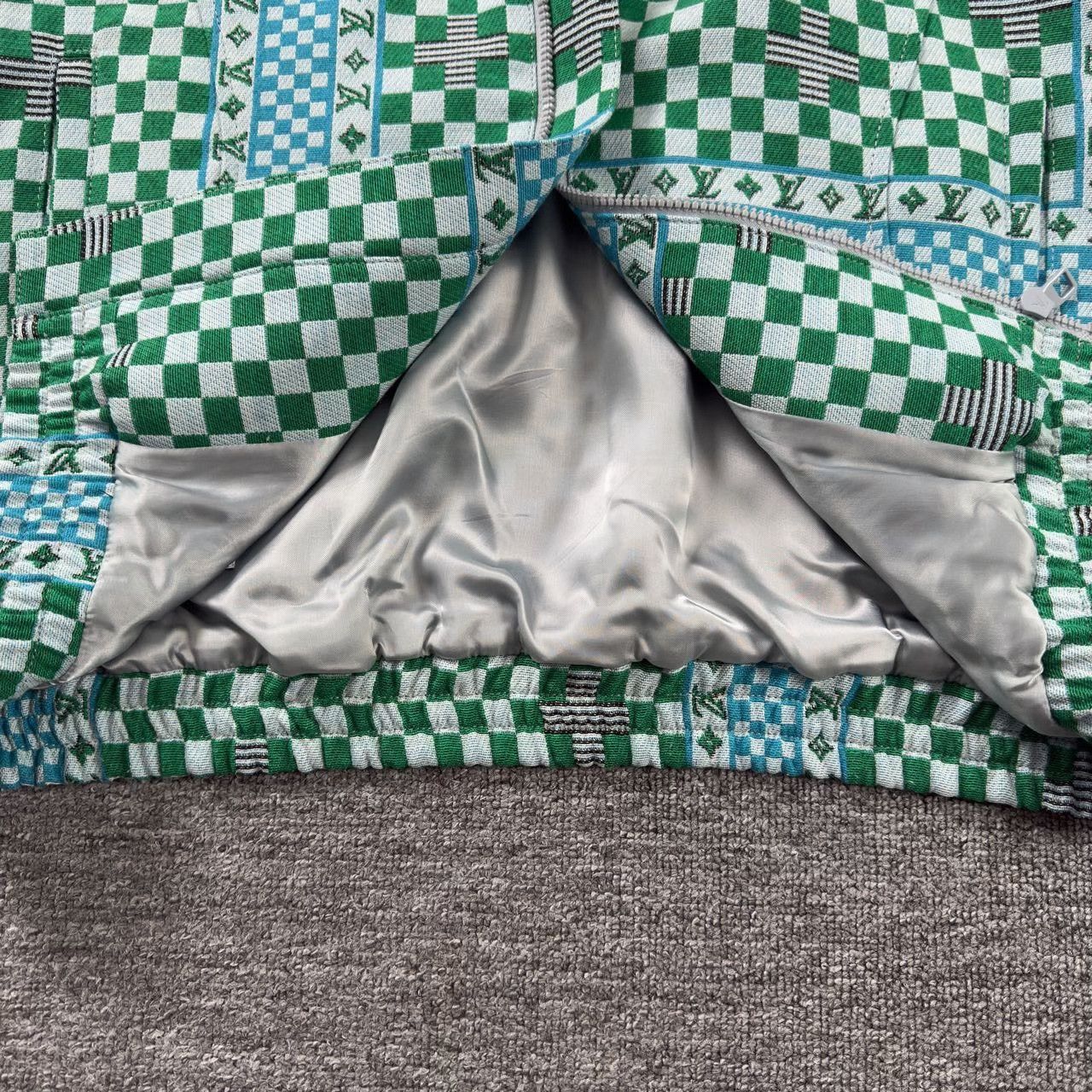 Louis Vuitton LV Green Checkered Print Coat Size US M / EU 48-50 / 2 - 8 Thumbnail