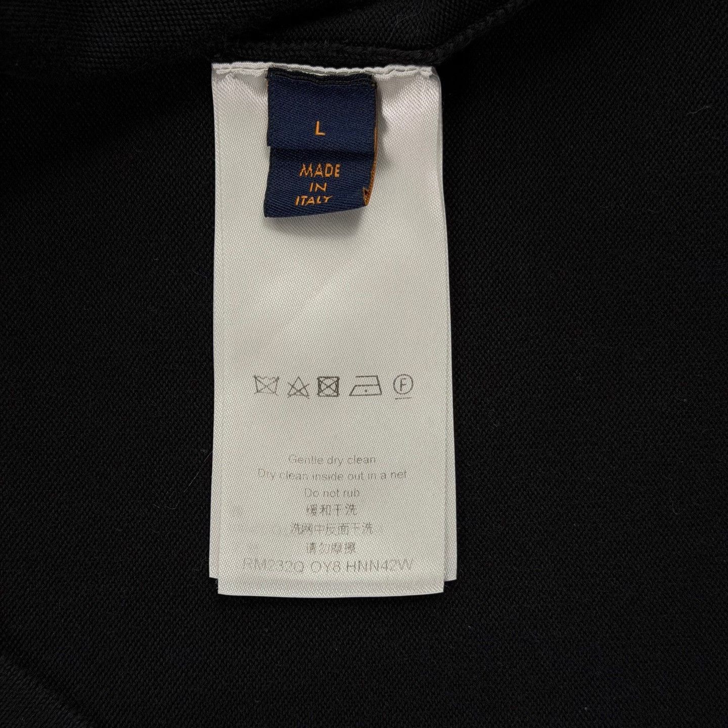 Louis Vuitton LV Embroidered Logo Black Pin Short Sleeve Size US L / EU 52-54 / 3 - 4 Thumbnail