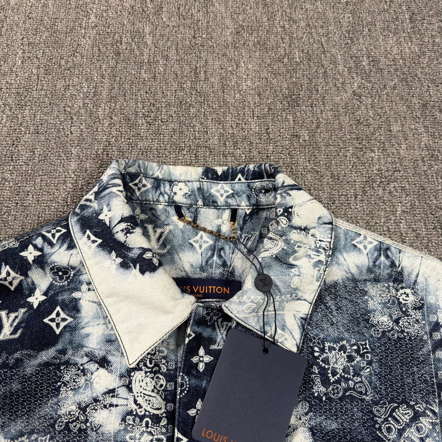 Louis Vuitton Louis Vuitton Paisley Print Short-Sleeve Shirt Size US L / EU 52-54 / 3 - 3 Thumbnail