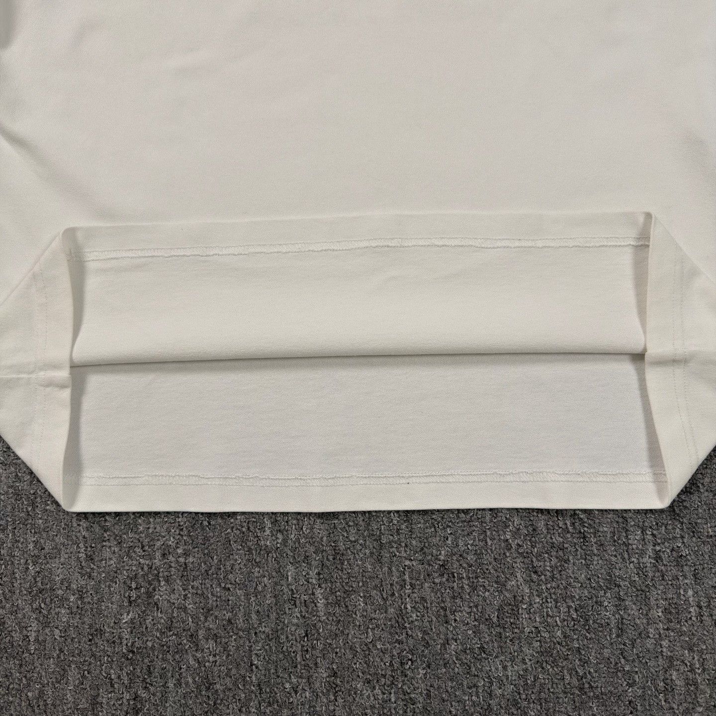Louis Vuitton LV White Snow Mountain Melt Tee Size US XL / EU 56 / 4 - 7 Thumbnail
