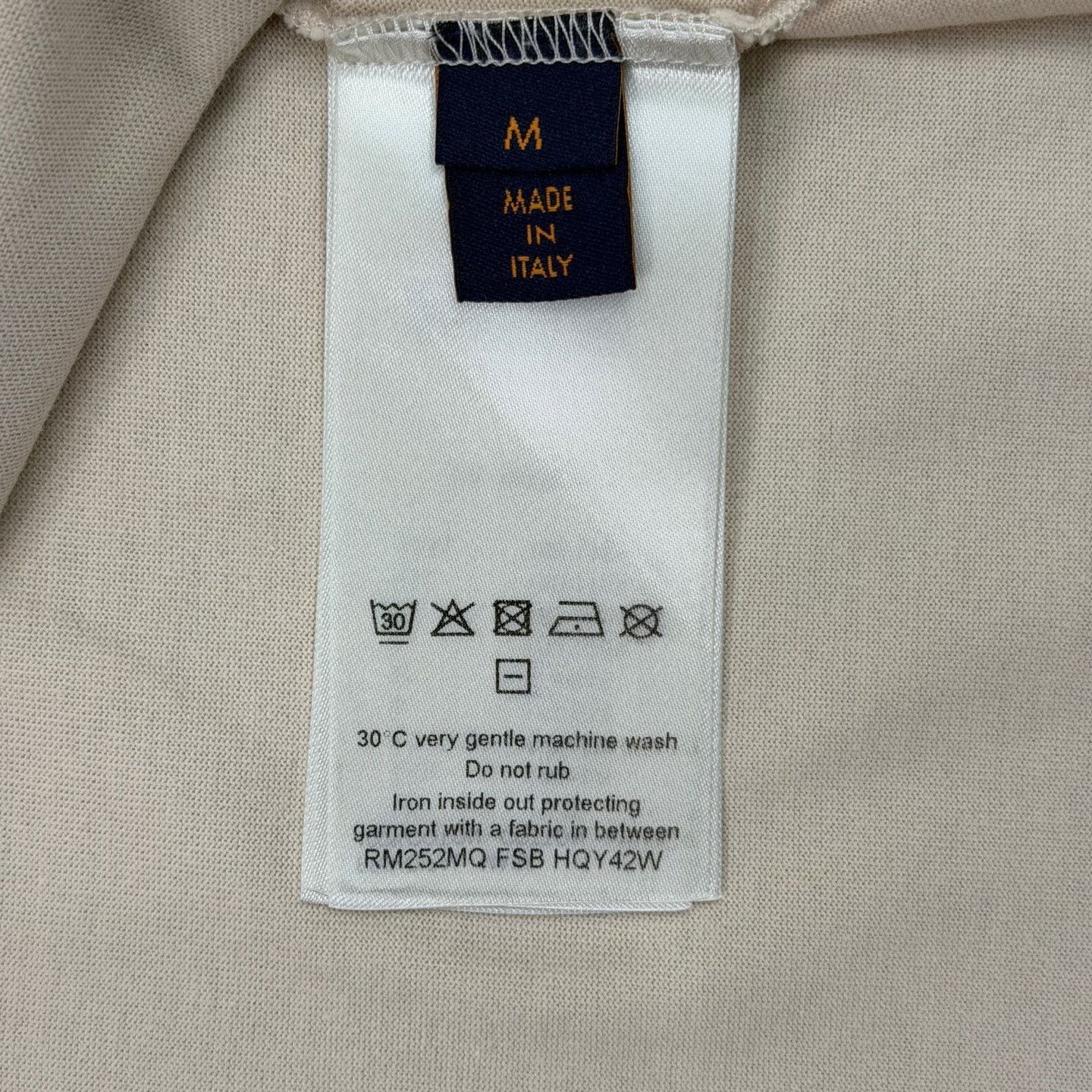 Louis Vuitton LV 25 Gradient Print Beige Short-Sleeve Size US M / EU 48-50 / 2 - 7 Thumbnail