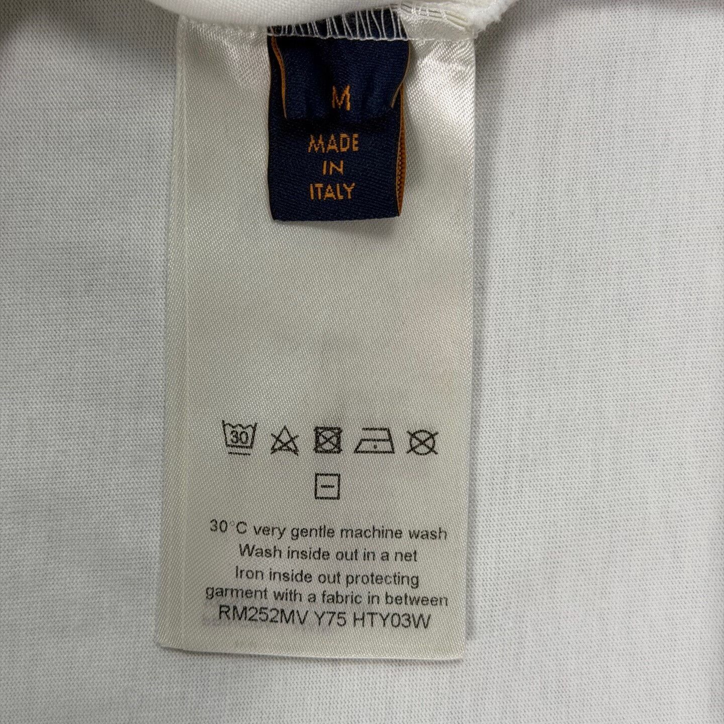 Louis Vuitton LV 2025 Triple Flower Beaded Logo White Tee Size US M / EU 48-50 / 2 - 7 Thumbnail