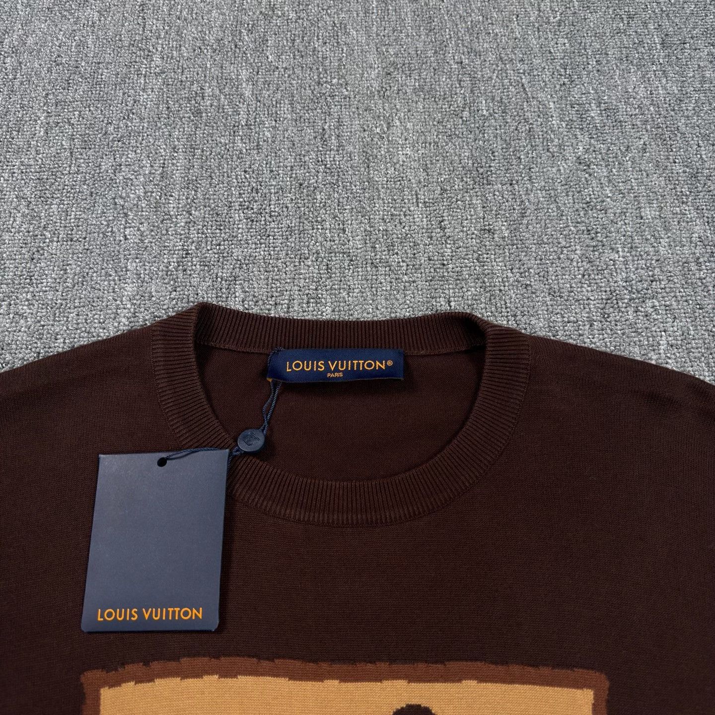Louis Vuitton LV Hard Case Pattern Brown Knit Tee Size US XL / EU 56 / 4 - 3 Thumbnail