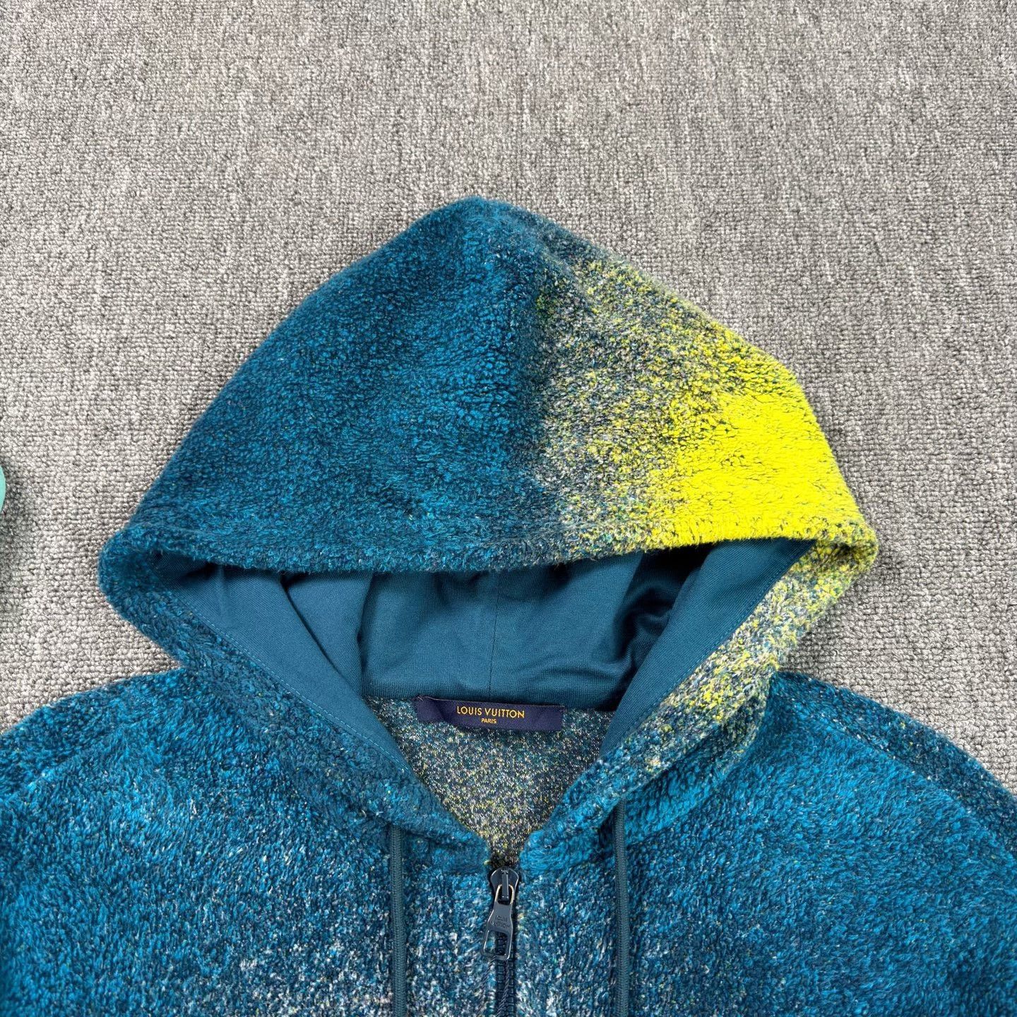 Louis Vuitton LV Blue Gradient Zip Hooded Jacket Size US M / EU 48-50 / 2 - 3 Thumbnail