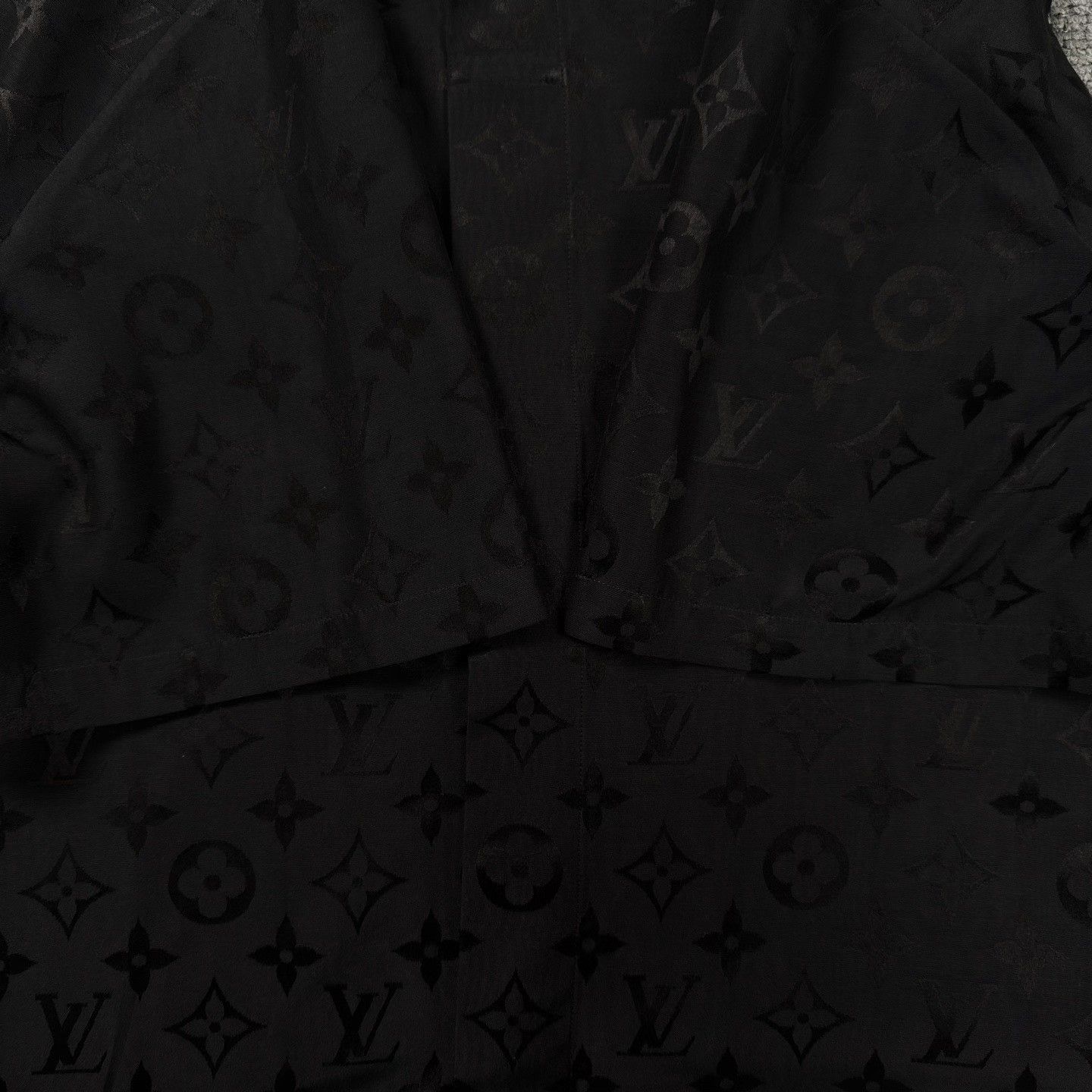Louis Vuitton LV 25 Stripe All-Over Print Short-Sleeve Shirt Size US L / EU 52-54 / 3 - 7 Thumbnail