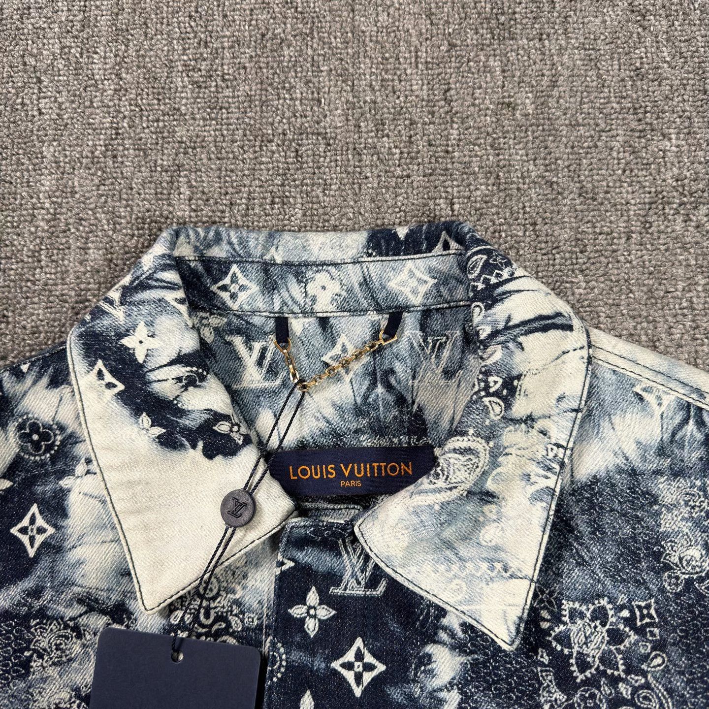Louis Vuitton LV Paisley Print Short-Sleeve Shirt Size US S / EU 44-46 / 1 - 3 Thumbnail