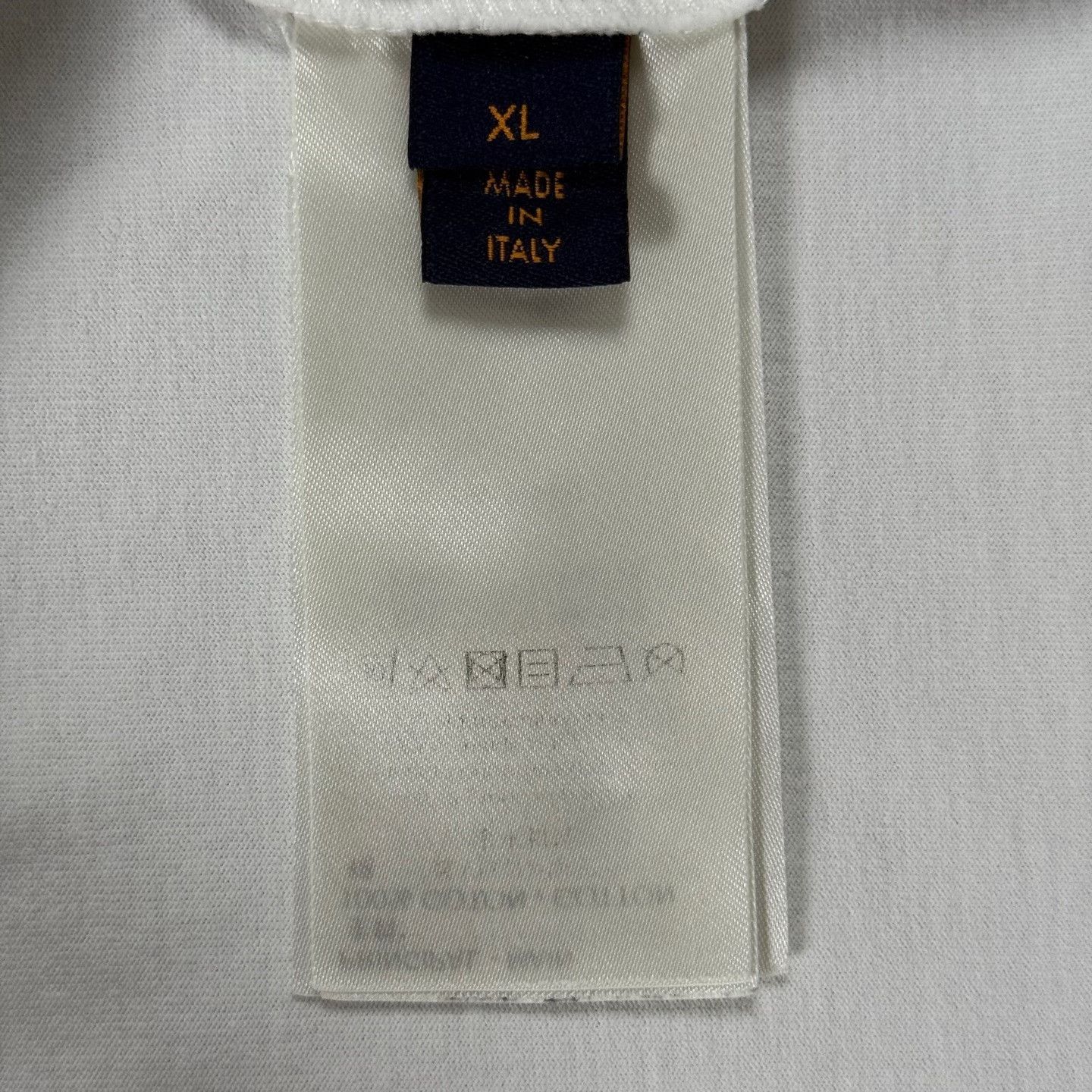 Louis Vuitton LV Embossed Logo White Short-Sleeve Size US XL / EU 56 / 4 - 4 Thumbnail