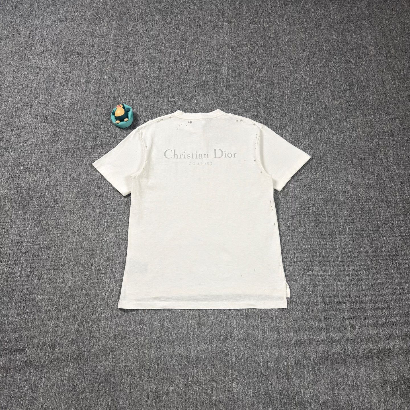 Dior Dior White Distressed Slogan T-Shirt Size US M / EU 48-50 / 2 - 2 Thumbnail