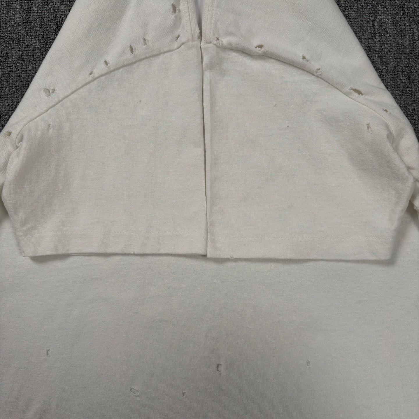 Dior Dior White Distressed Slogan T-Shirt Size US M / EU 48-50 / 2 - 5 Thumbnail