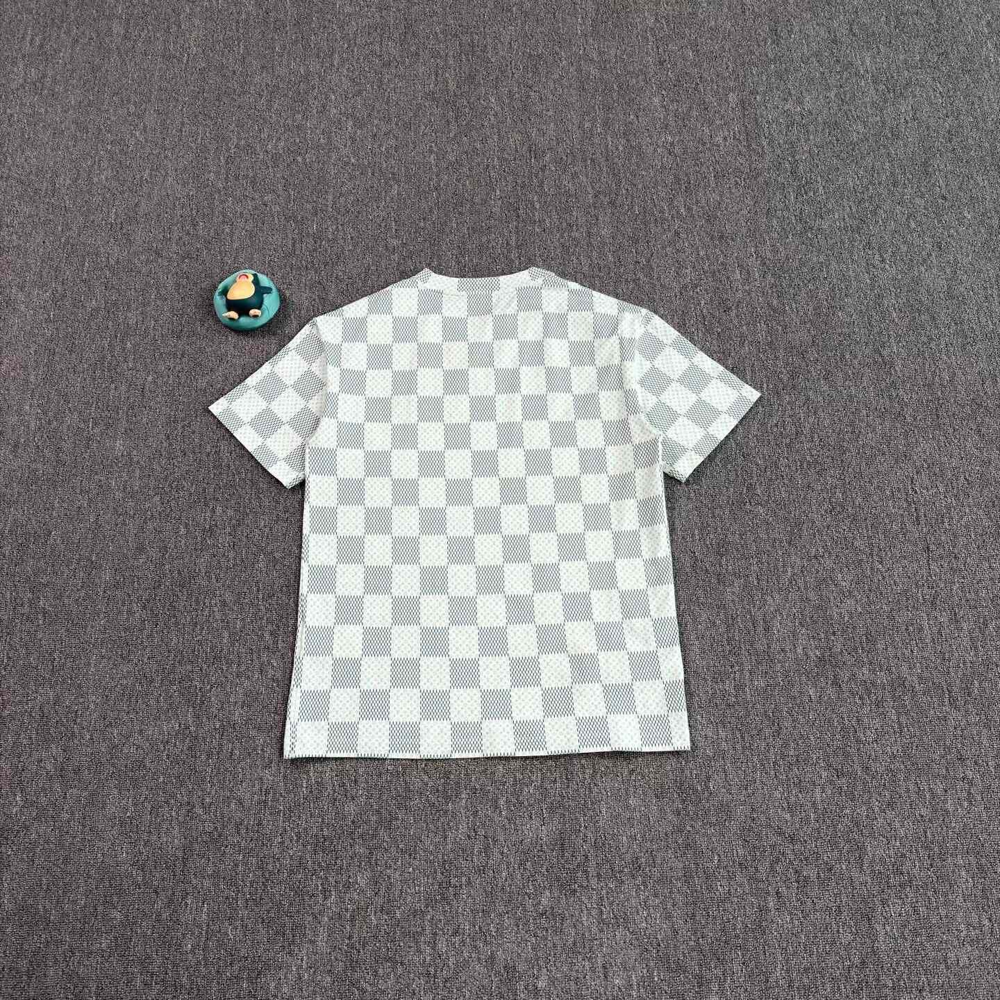 Louis Vuitton LV Checkerboard White Green Short-Sleeve Size US S / EU 44-46 / 1 - 2 Thumbnail
