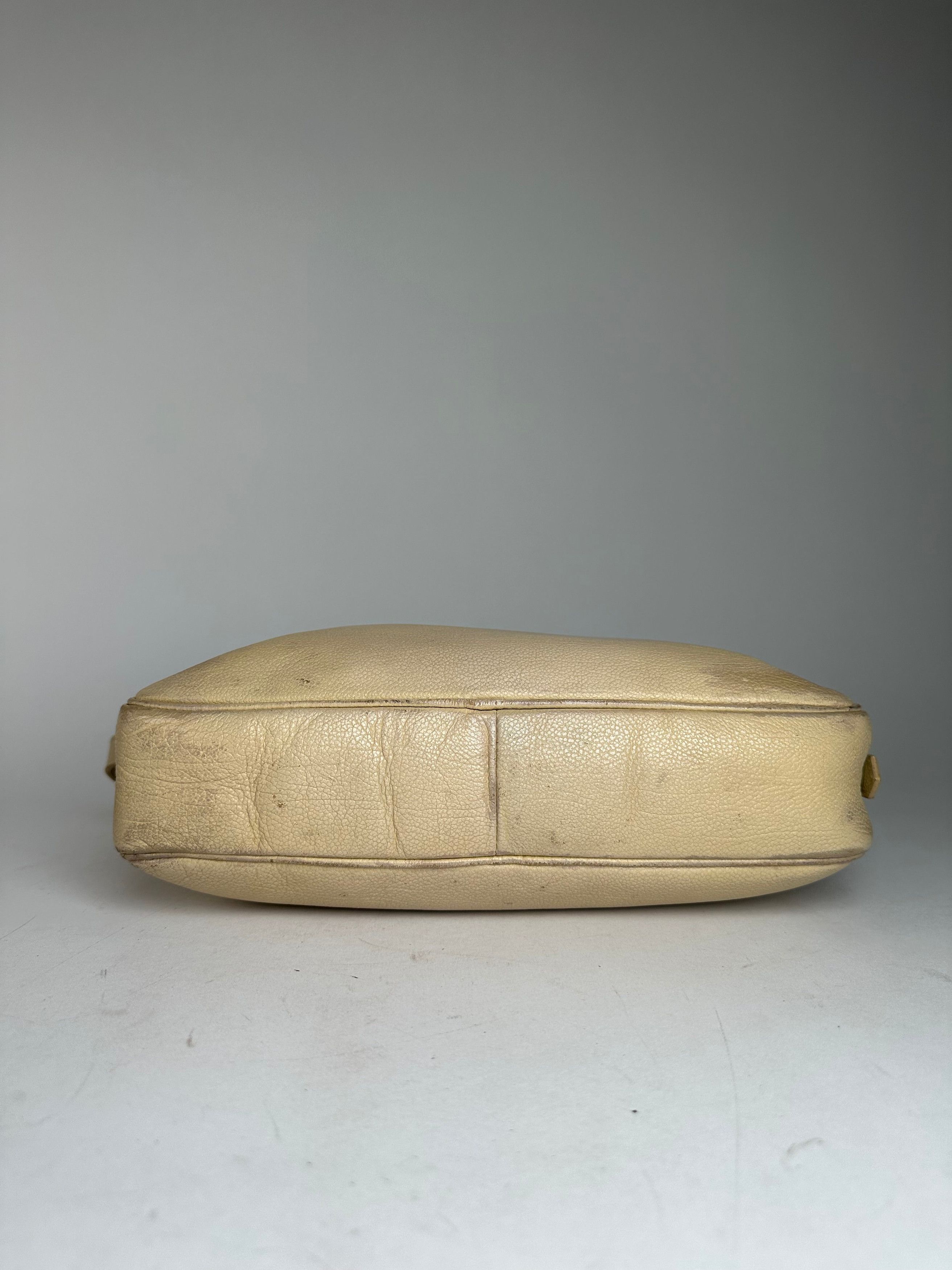 Other Vintage Yves Saint Laurent Leather Shoulder Bag Beige Size ONE SIZE - 10 Thumbnail