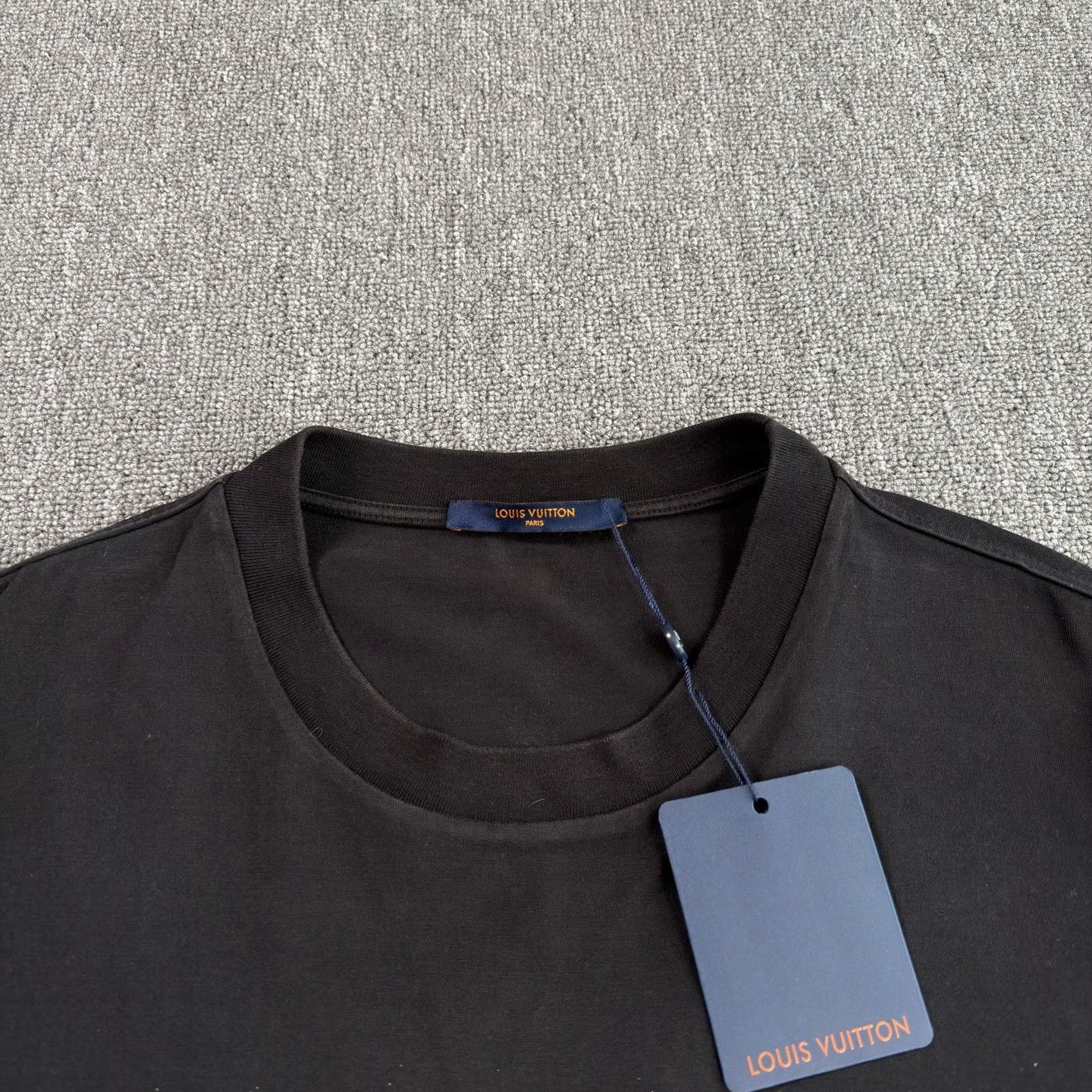 Louis Vuitton LV Gradient Black All-Over Print Tee Size US XL / EU 56 / 4 - 3 Thumbnail