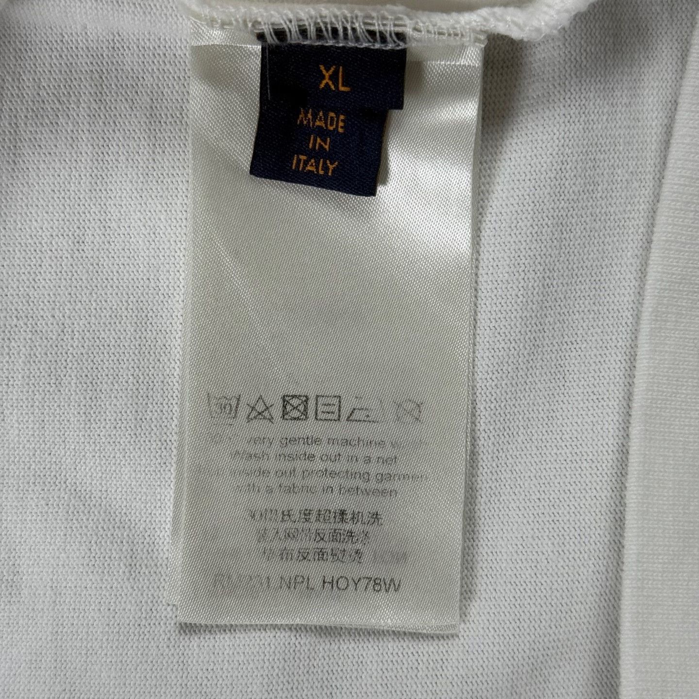 Louis Vuitton LV White Rainbow Short-sleeve Tee Size US XL / EU 56 / 4 - 4 Thumbnail