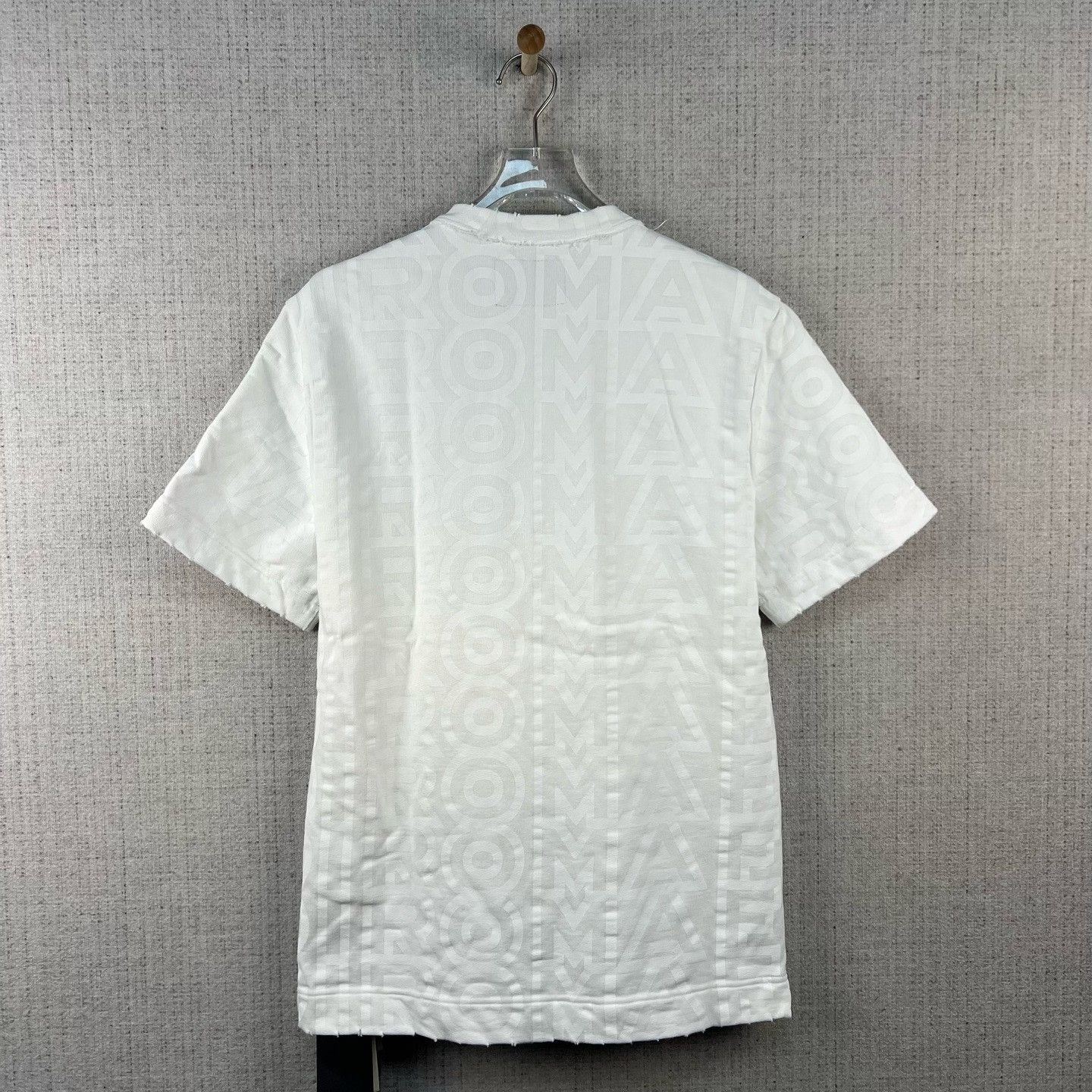 Fendi Fendi Solid Letter Print Crewneck Short Sleeve Size XS / US 0-2 / IT 36-38 - 3 Thumbnail
