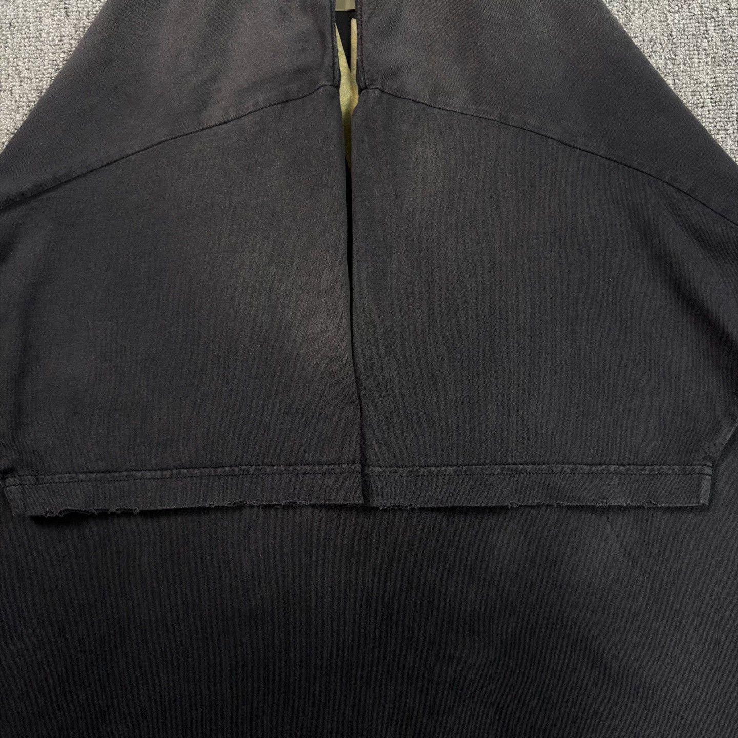 Balenciaga Balenciaga Yellow Tape Logo Black Distressed Tee Size US L / EU 52-54 / 3 - 7 Thumbnail