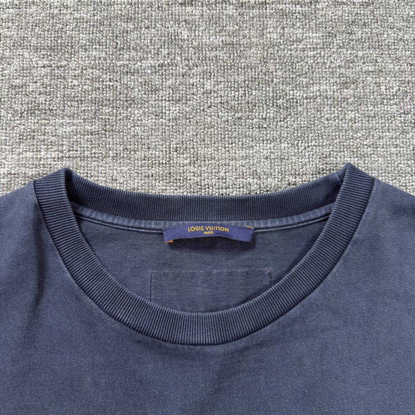 Louis Vuitton LV Navy Short-Sleeve T-Shirt Size US XXL / EU 58 / 5 - 3 Thumbnail