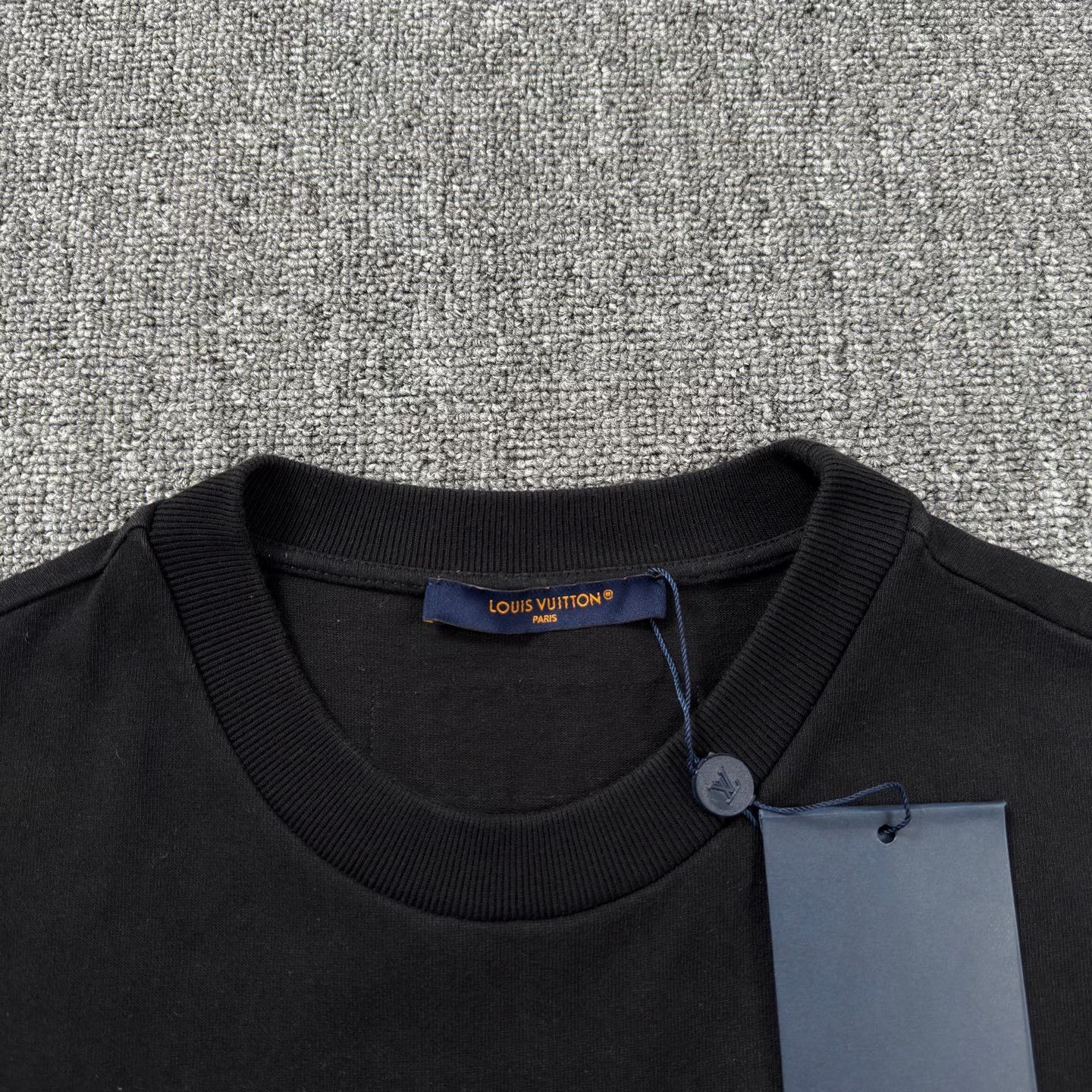 Pharrell LV Black Pharrell Beaded Short Sleeve Size US S / EU 44-46 / 1 - 3 Thumbnail