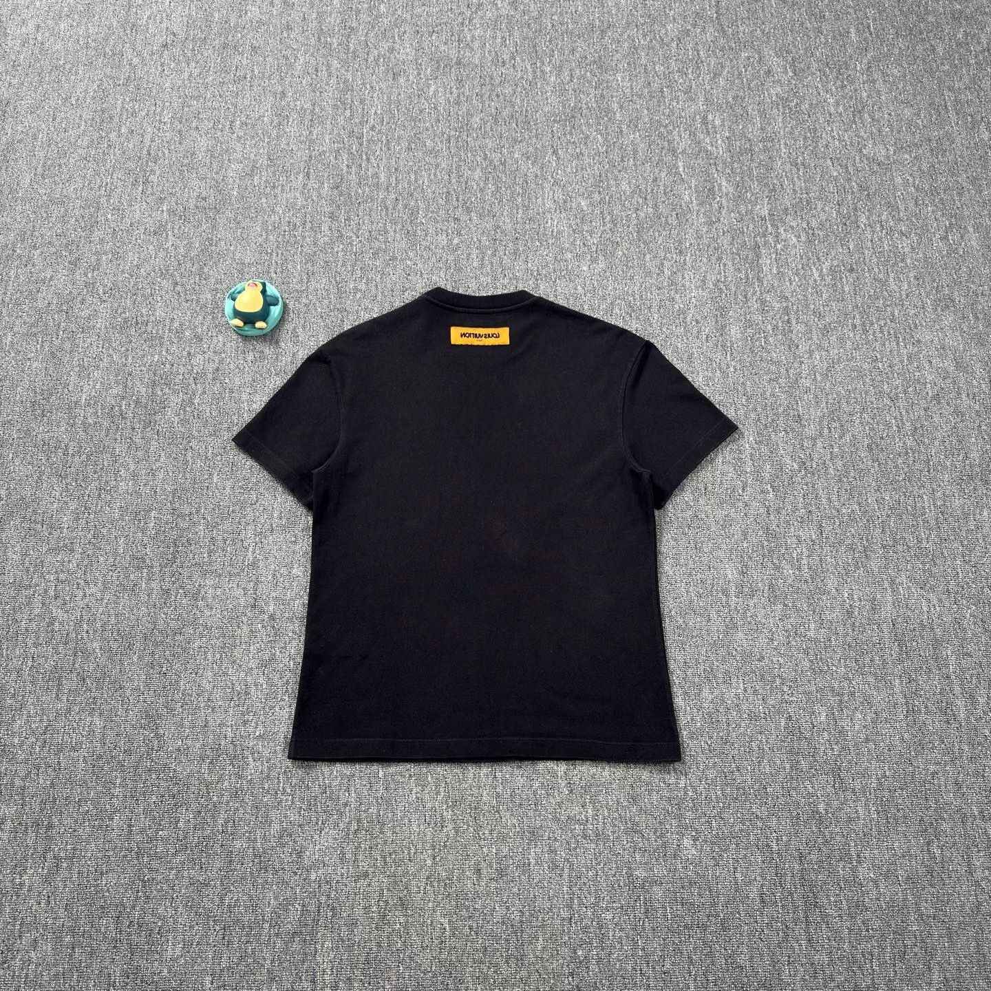 Pharrell LV Black Pharrell Beaded Short Sleeve Size US S / EU 44-46 / 1 - 2 Thumbnail