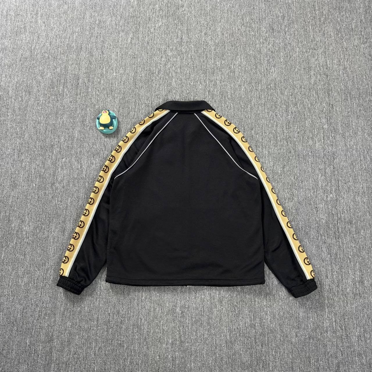 Gucci Gucci 3M Reflective Logo Jacket Size US S / EU 44-46 / 1 - 2 Thumbnail