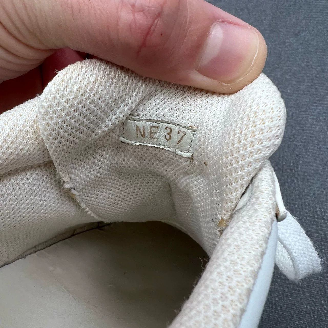 Dior DIOR ID White Low-Top Gold Logo Sneakers Size US 6 / IT 36 - 7 Thumbnail