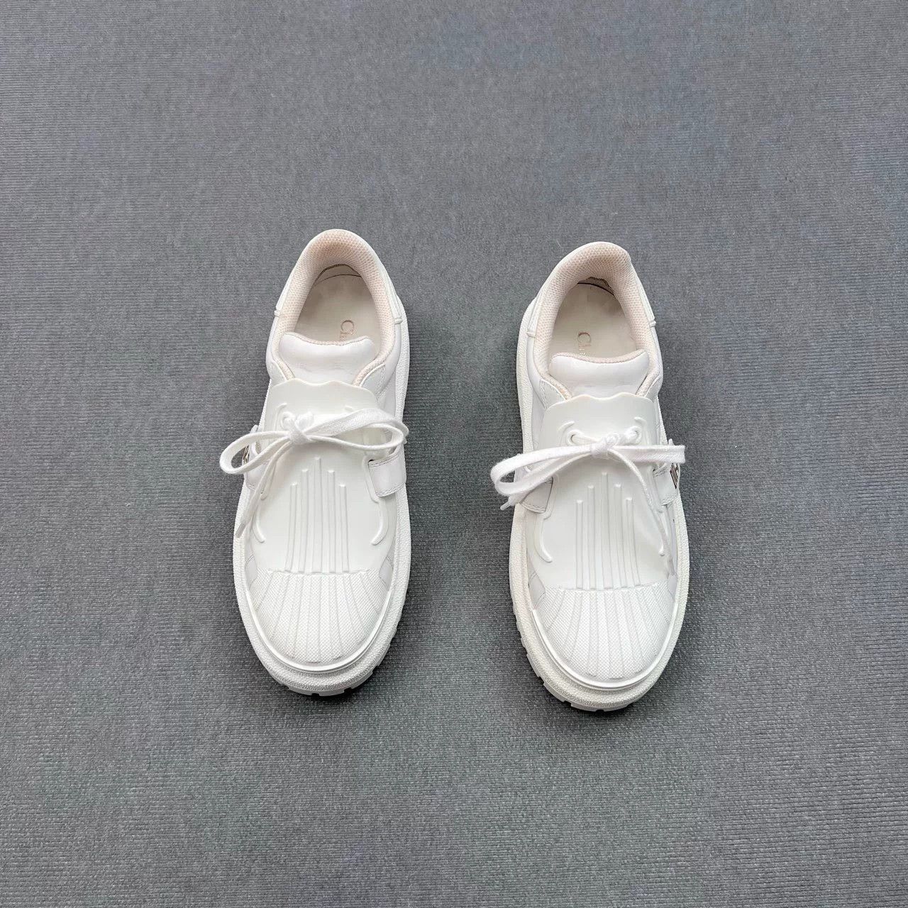 Dior DIOR ID White Low-Top Gold Logo Sneakers Size US 6 / IT 36 - 2 Thumbnail