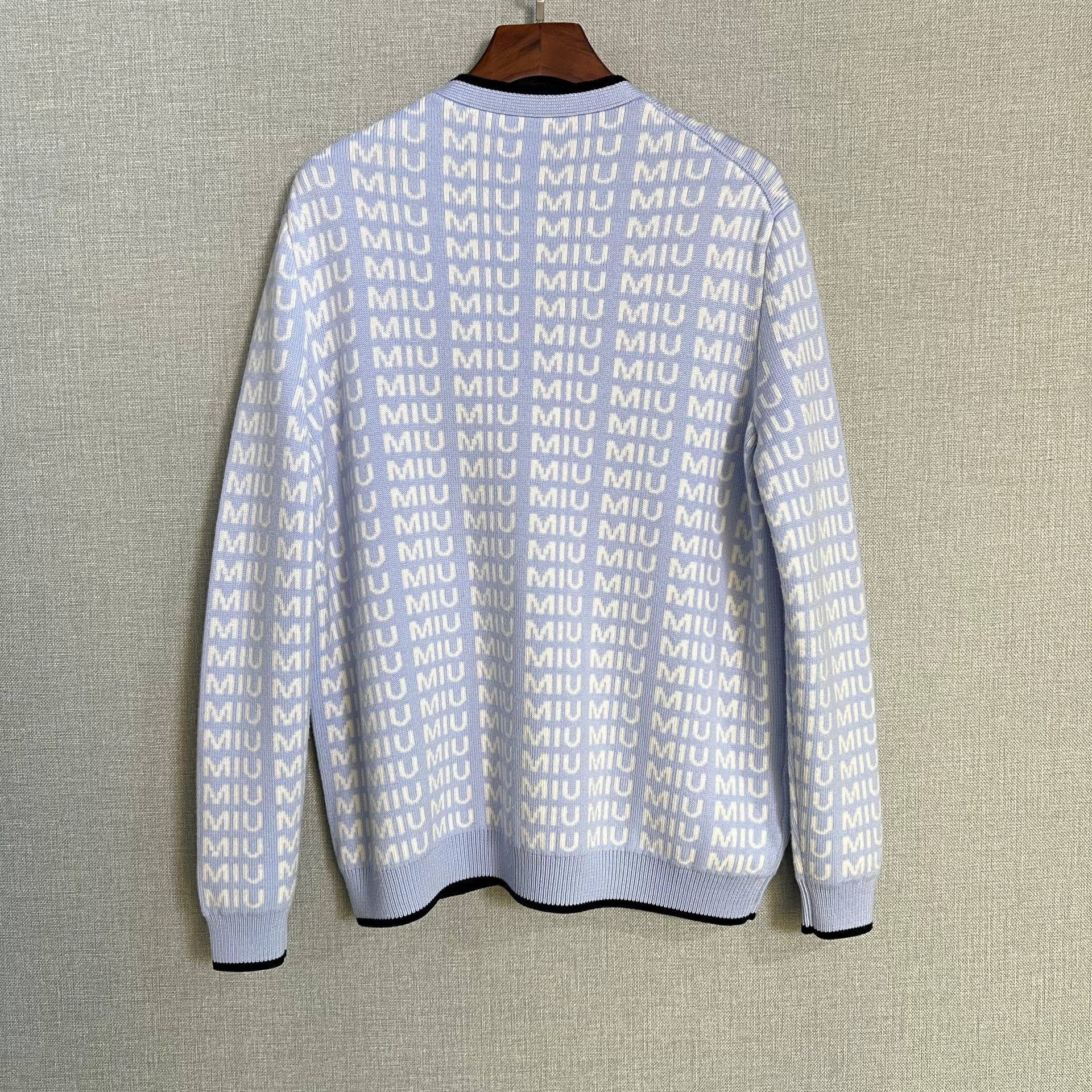 Miu Miu Miu Miu Logo Print Wool Cardigan Size S / US 4 / IT 40 - 2 Thumbnail