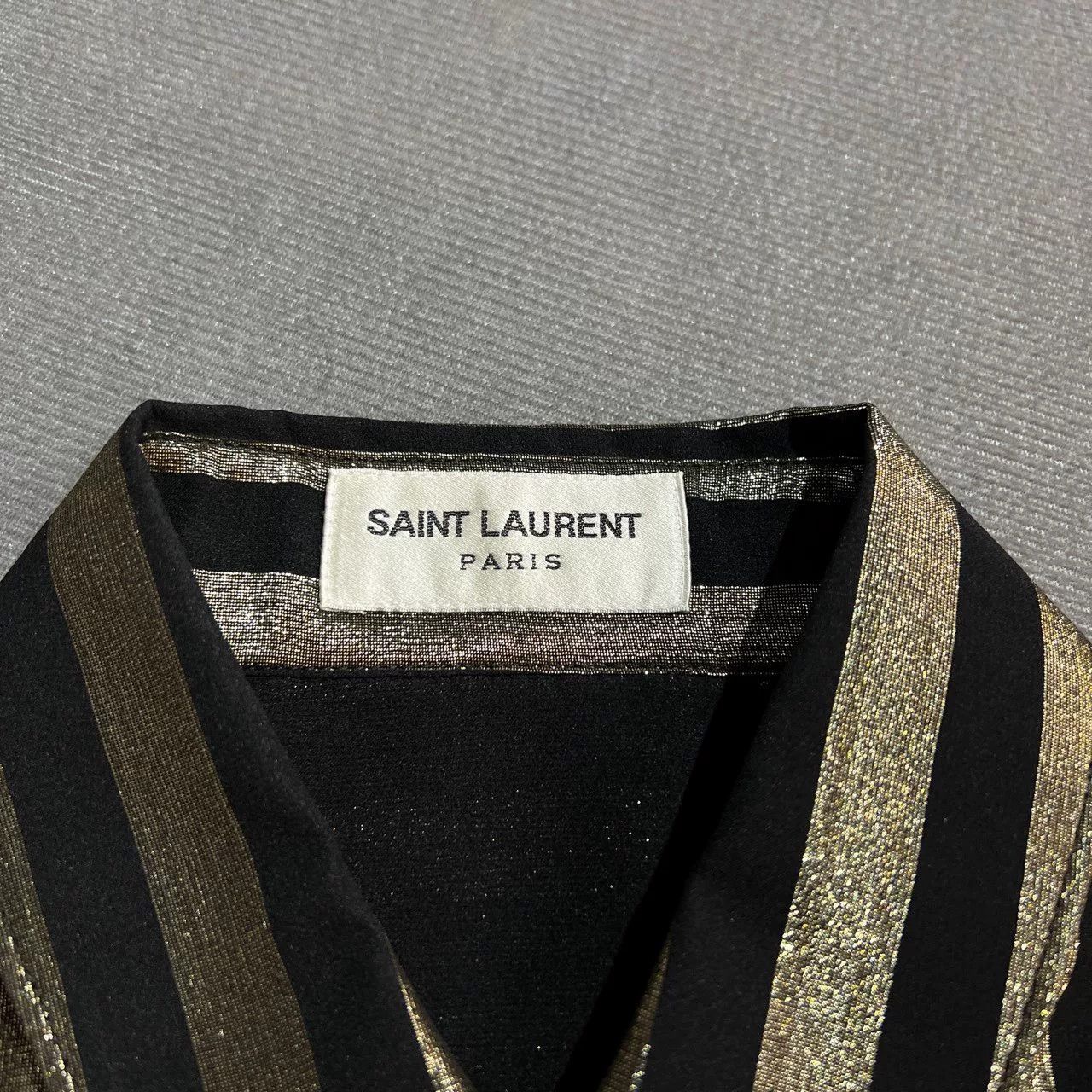 Saint Laurent Paris Saint Laurent YSL Black Gold Sequin Silk Blouse Size XXS / US 00 / IT 34 - 4 Thumbnail