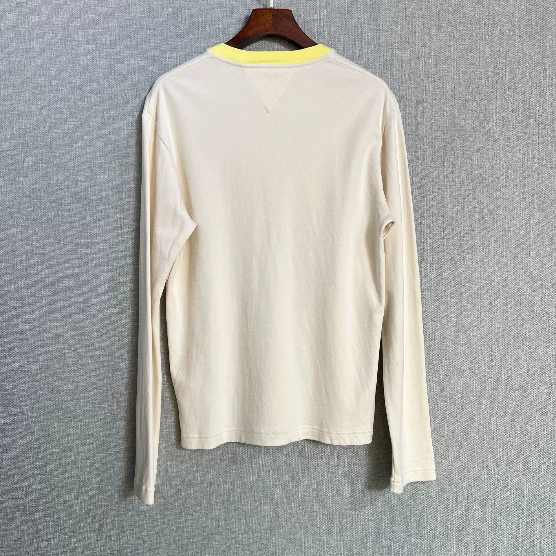 Bottega Veneta Bottega Veneta Embroidered Logo Split Collar Top Size XS / US 0-2 / IT 36-38 - 2 Thumbnail