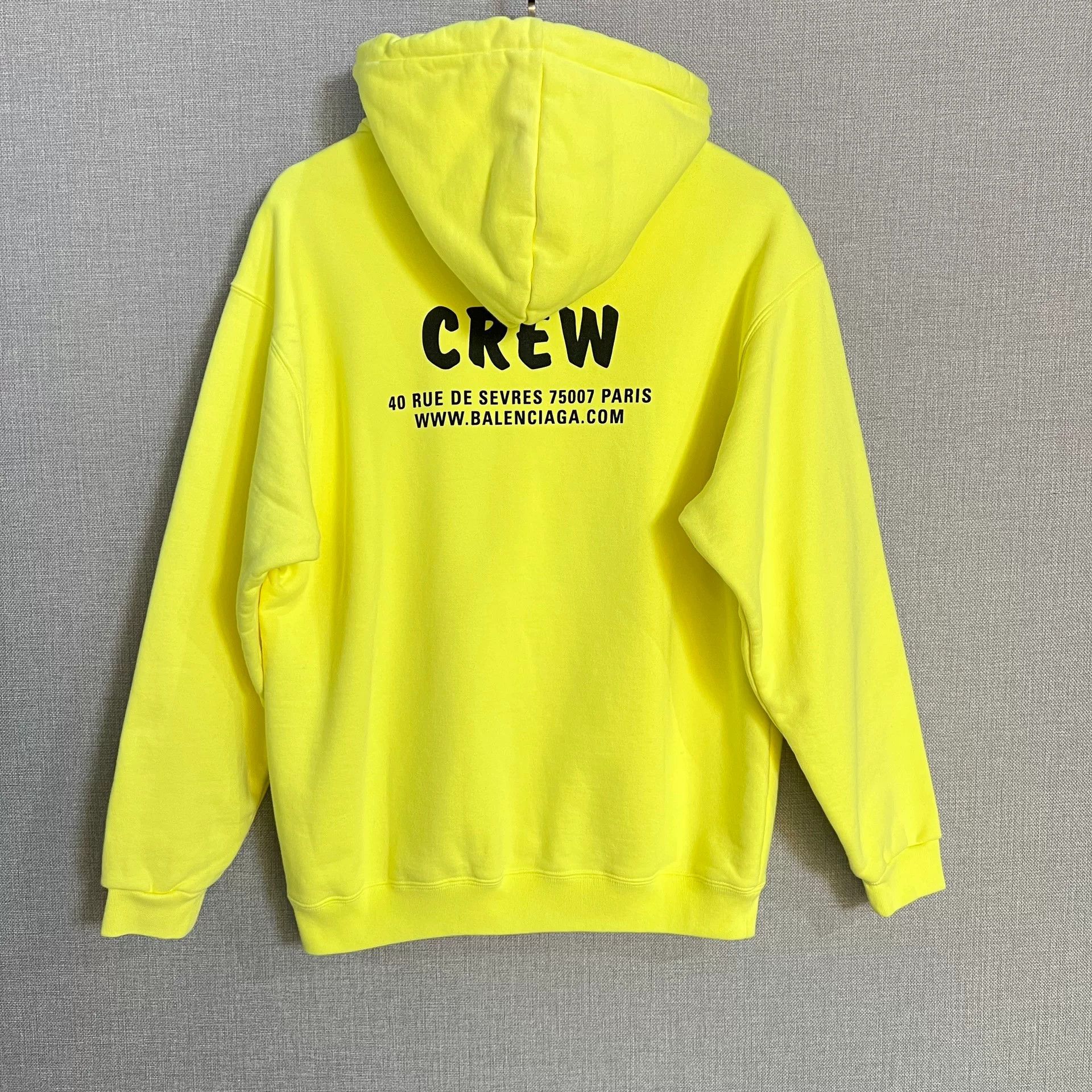 Balenciaga Balenciaga Fluorescent Yellow Crewneck Size XS / US 0-2 / IT 36-38 - 2 Thumbnail