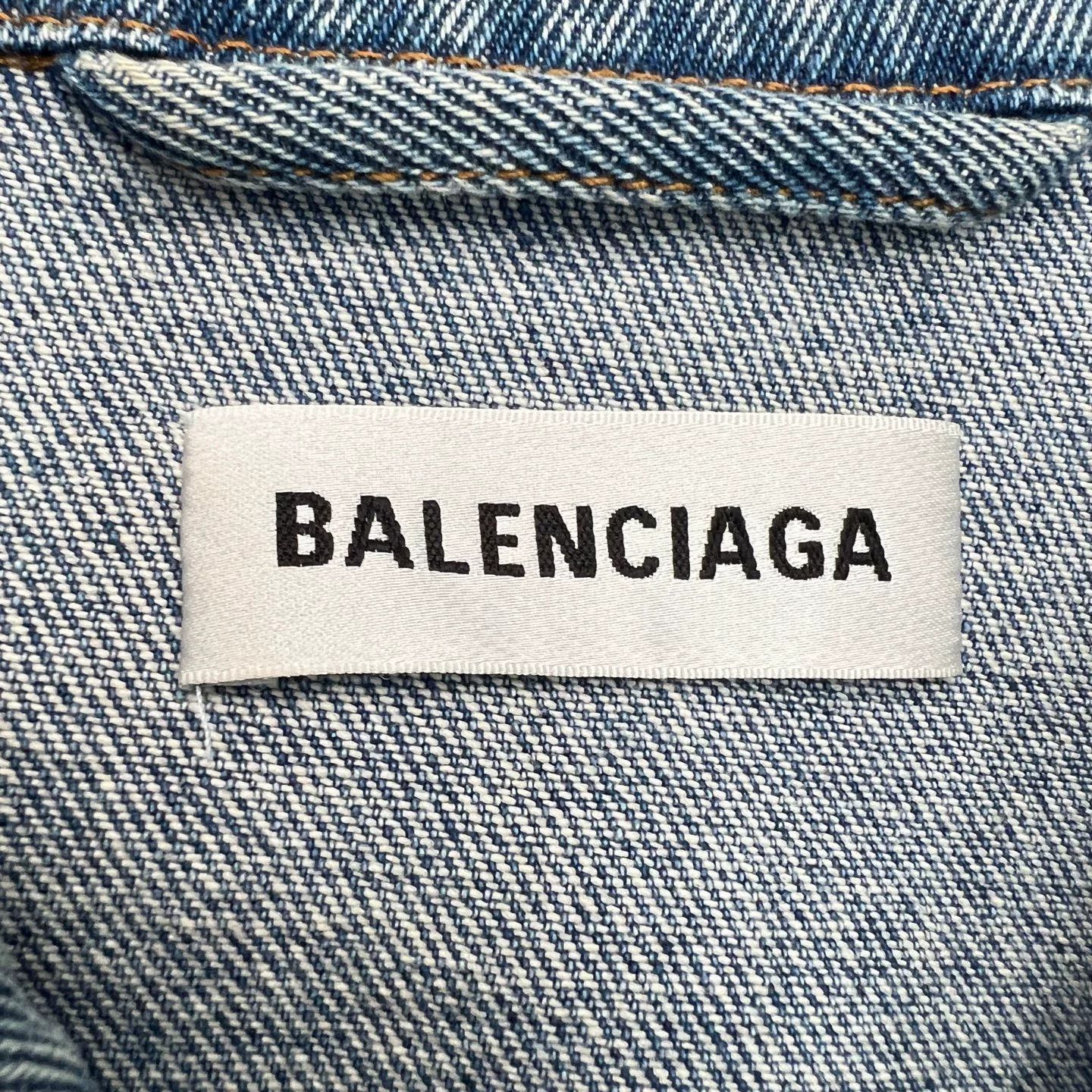 Balenciaga Balenciaga Distressed Rhinestone Logo Denim Jacket Size XXS / US 00 / IT 34 - 5 Thumbnail