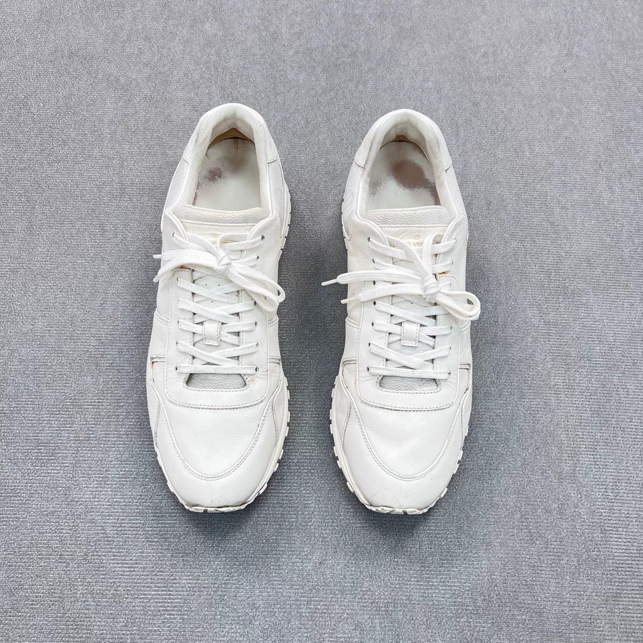 Louis Vuitton Louis Vuitton Run Away Monogram Sneakers Size US 10 / EU 43 - 2 Thumbnail