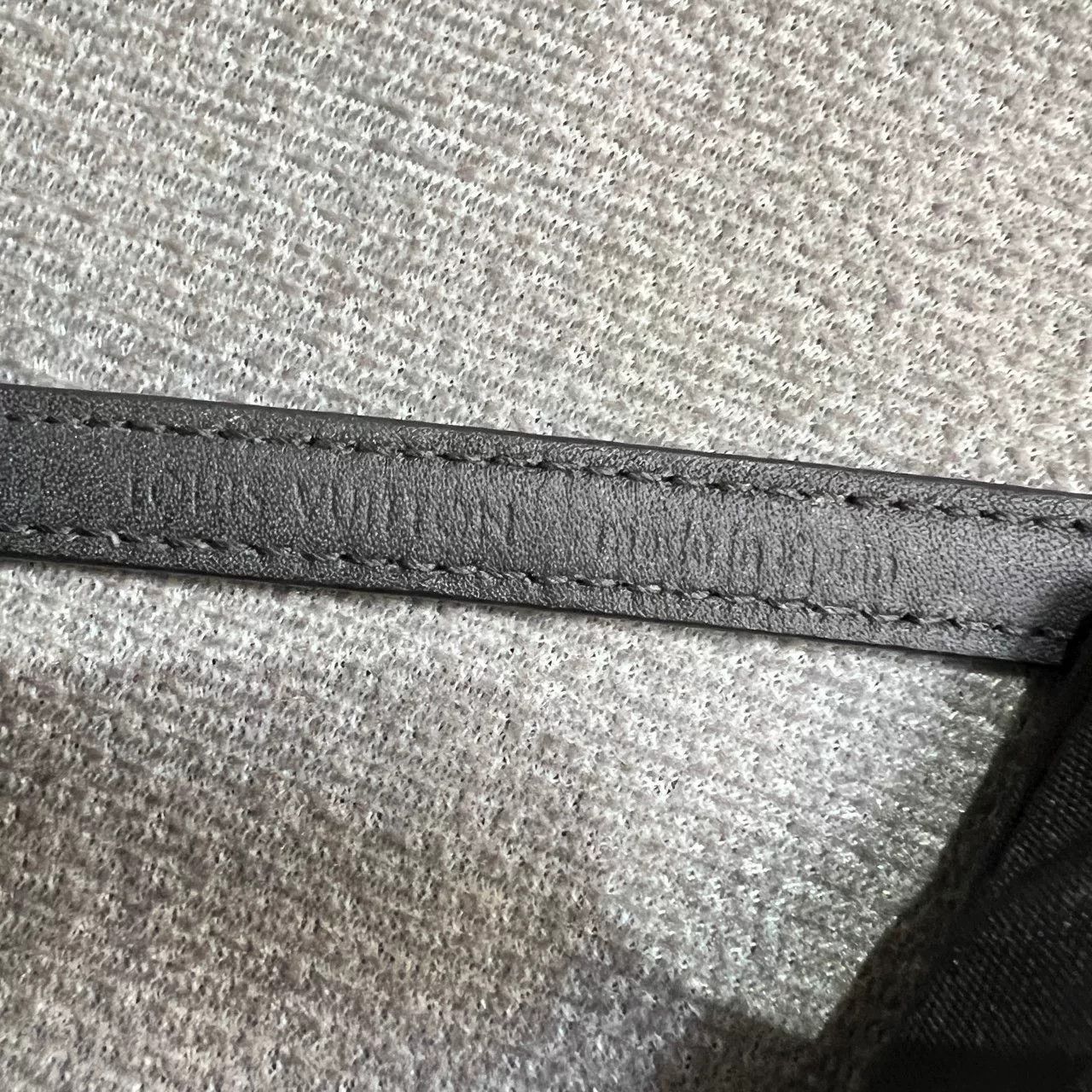 Louis Vuitton Louis Vuitton Damier Graphite Bracelet Size ONE SIZE - 5 Thumbnail