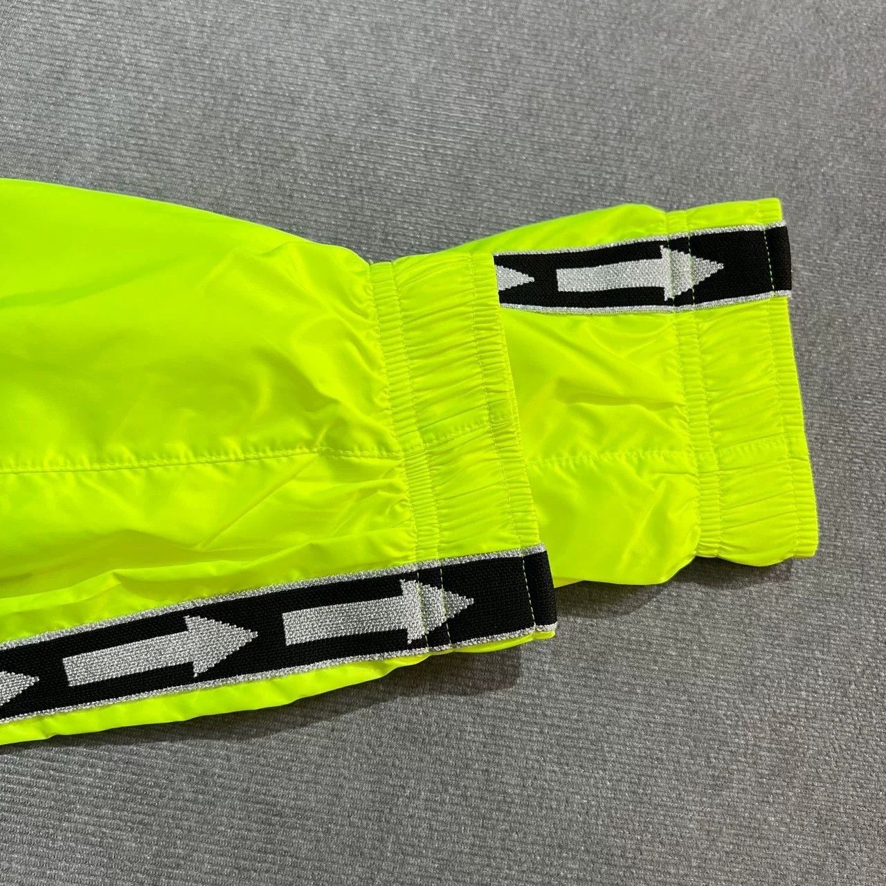 Off-White Off-White Neon Green Arrow Zip Jacket Size US L / EU 52-54 / 3 - 7 Thumbnail