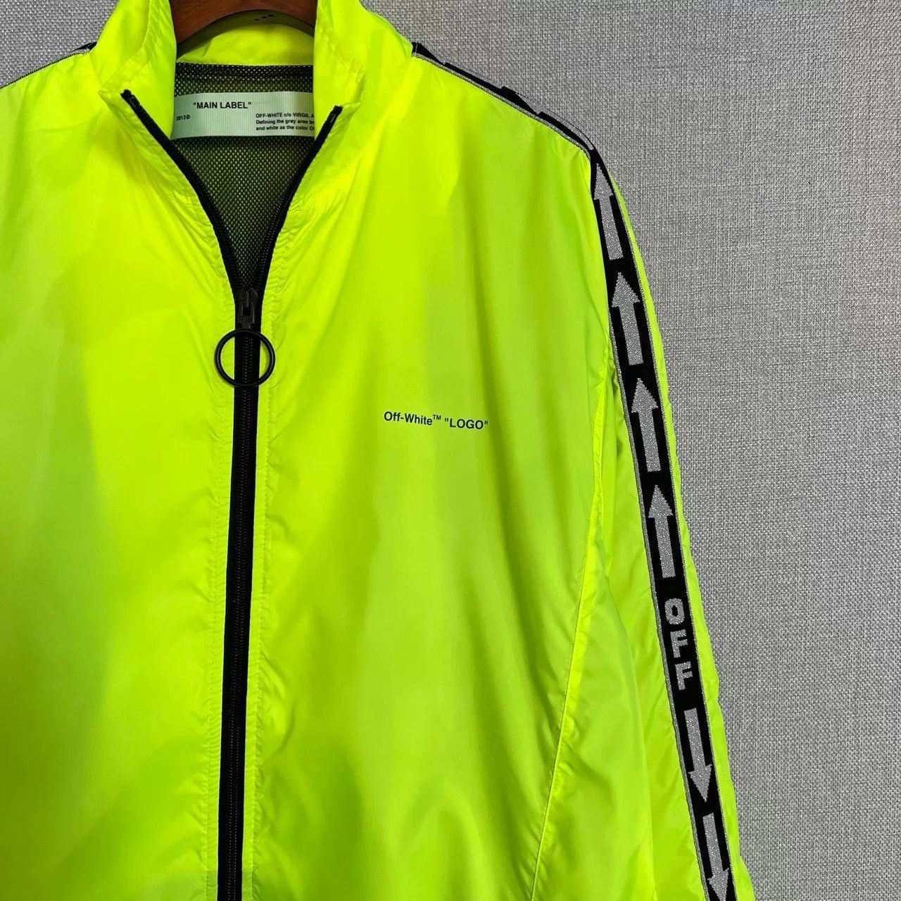 Off-White Off-White Neon Green Arrow Zip Jacket Size US L / EU 52-54 / 3 - 3 Thumbnail