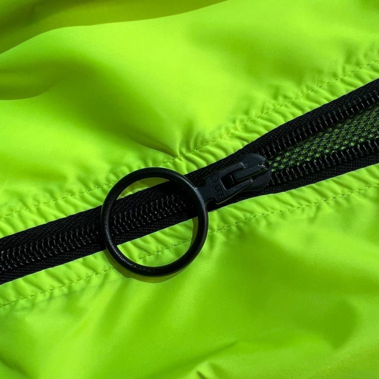 Off-White Off-White Neon Green Arrow Zip Jacket Size US L / EU 52-54 / 3 - 5 Thumbnail