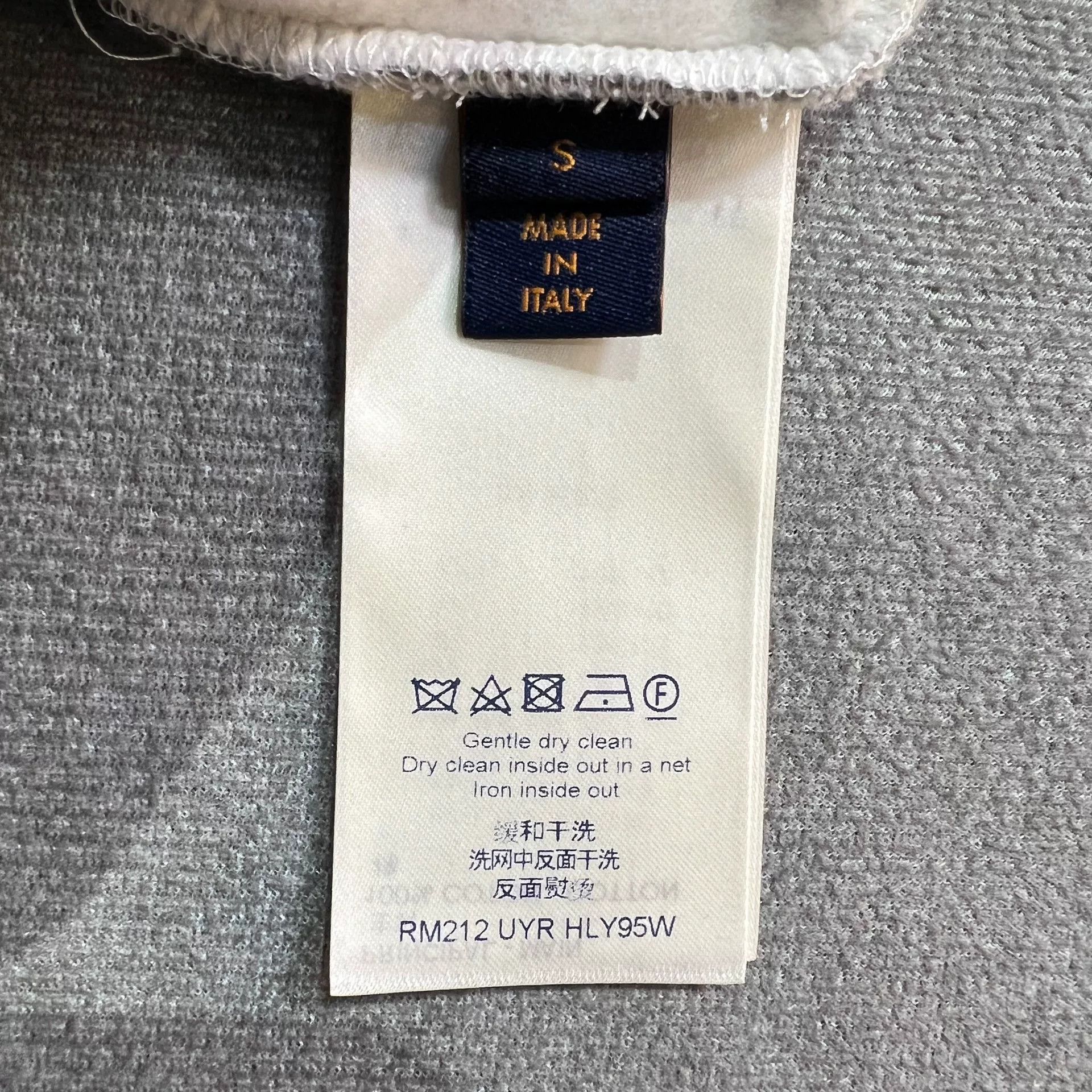 Louis Vuitton Louis Vuitton Gray Flocked Tourist Letter Hoodie Size US S / EU 44-46 / 1 - 8 Thumbnail
