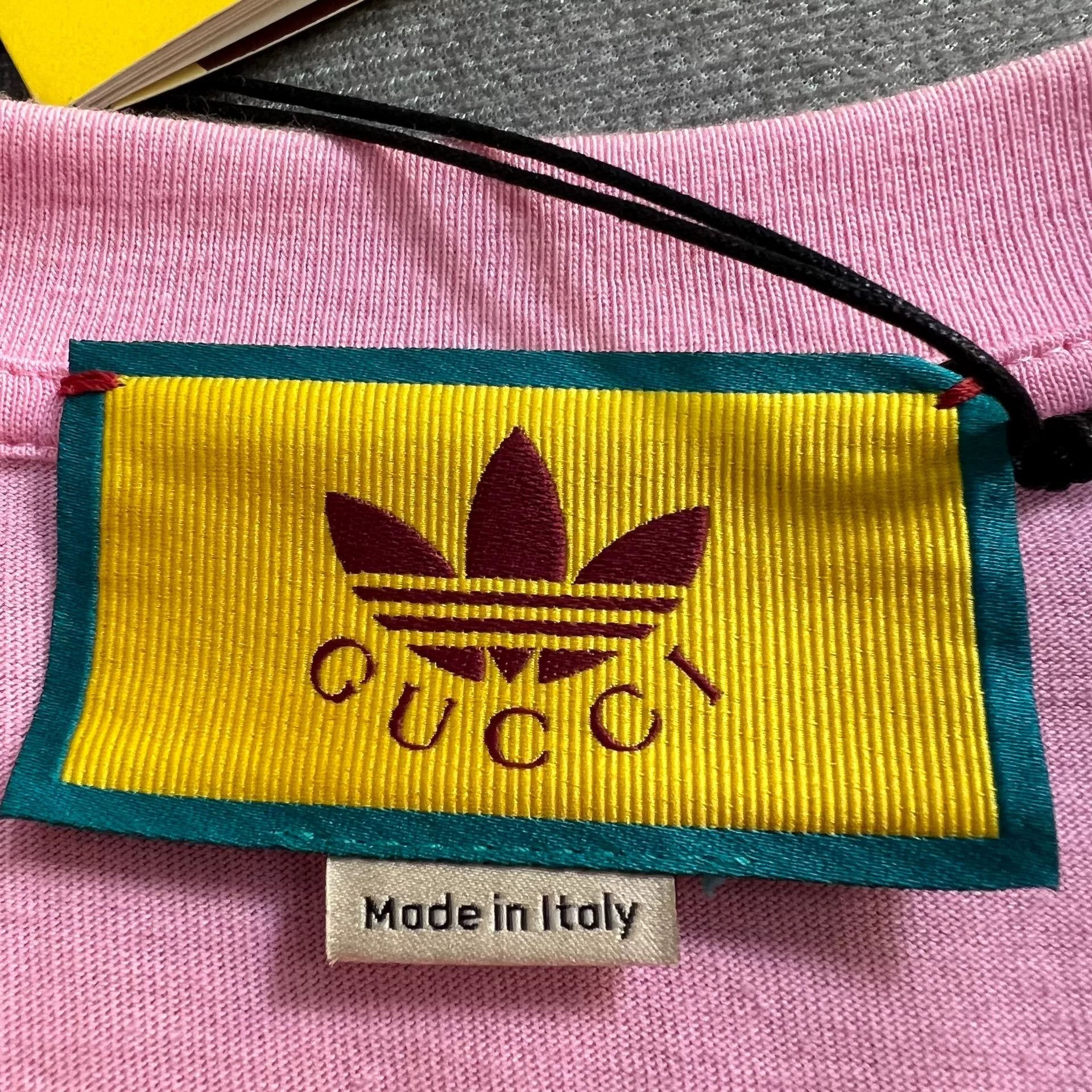 Gucci Gucci x Adidas Pink Logo Short Sleeve Size XS / US 0-2 / IT 36-38 - 5 Thumbnail