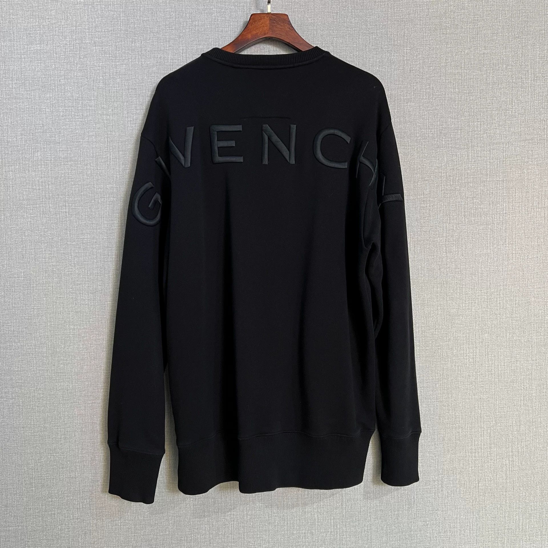 Givenchy Givenchy Black Embroidered Tiger Logo Hoodie Size US XL / EU 56 / 4 - 2 Thumbnail