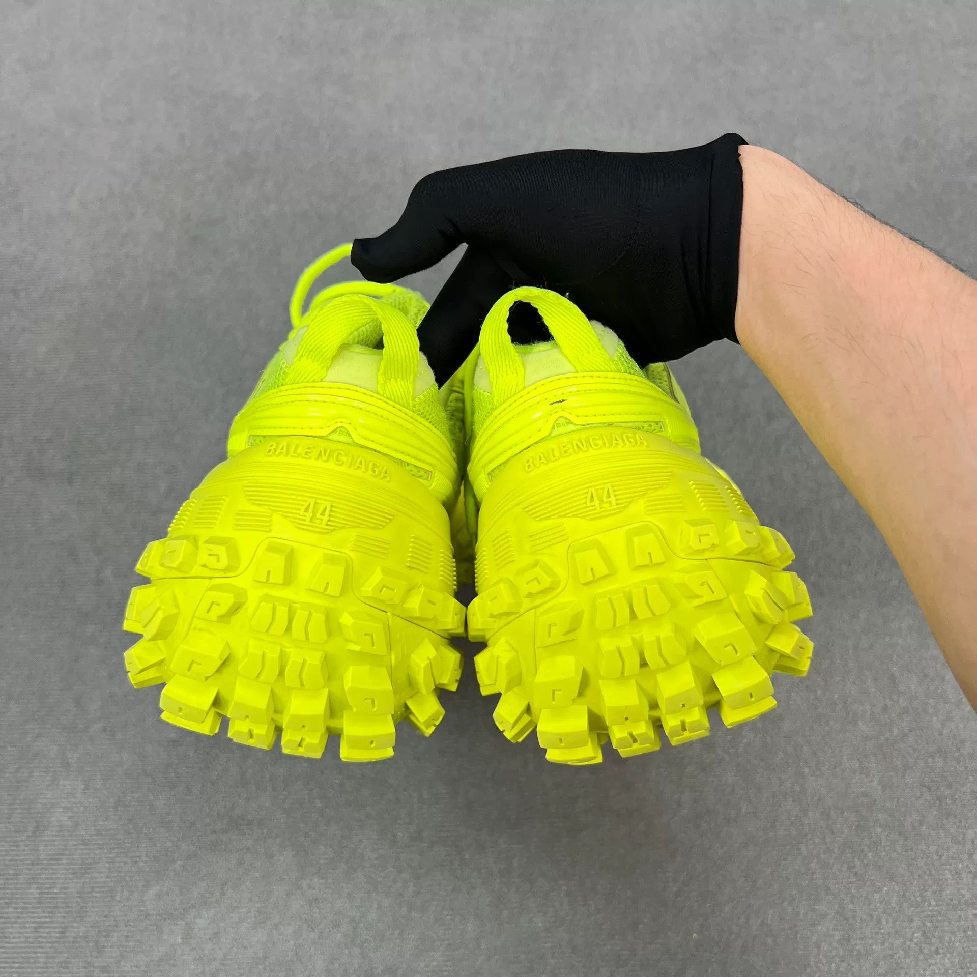 Balenciaga Balenciaga Defender Fluorescent Green Sneakers Size US 10 / EU 43 - 6 Thumbnail
