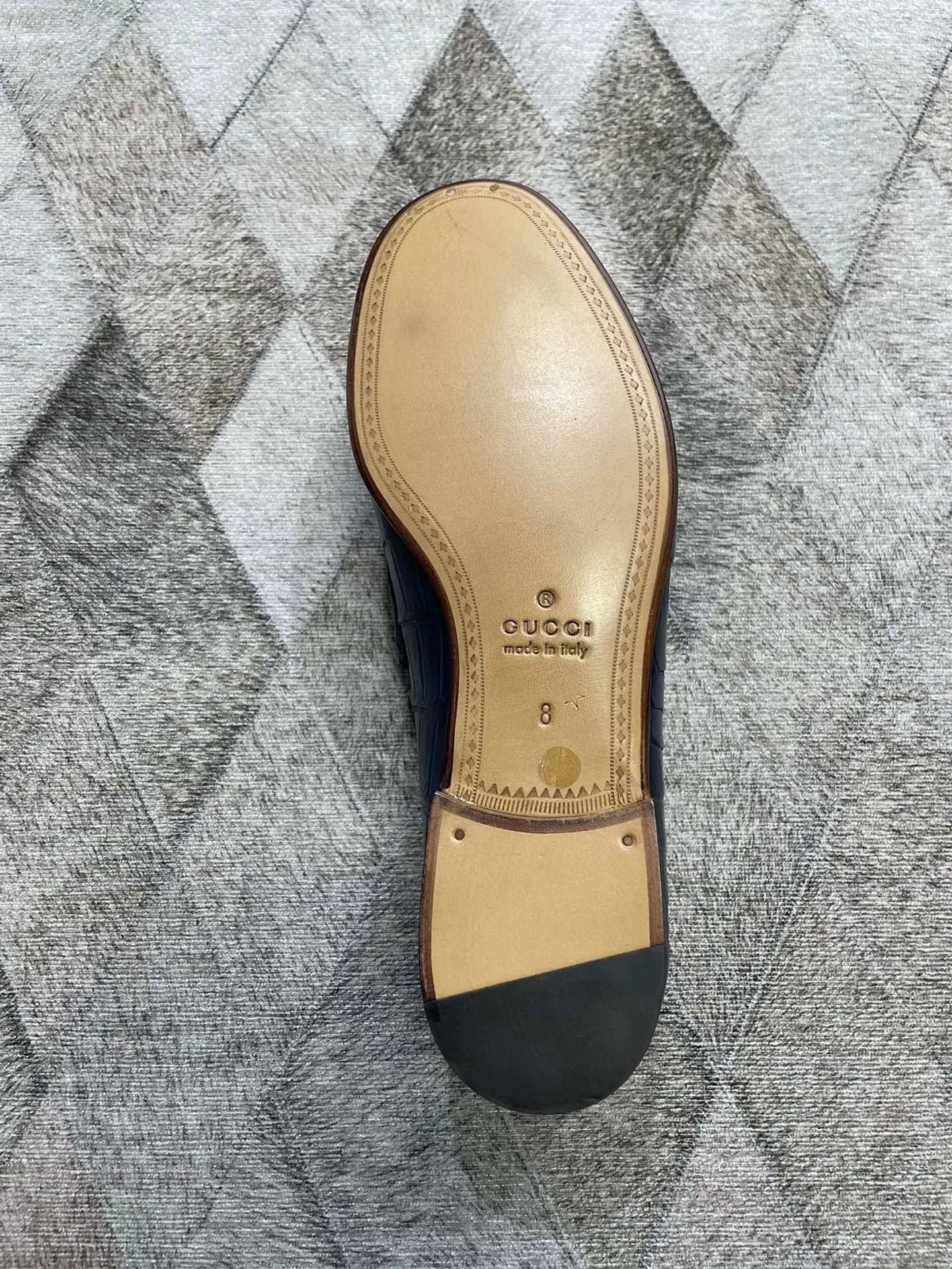 Gucci Gucci Crocodile Leather Loafers Size US 8.5 / EU 41-42 - 2 Thumbnail