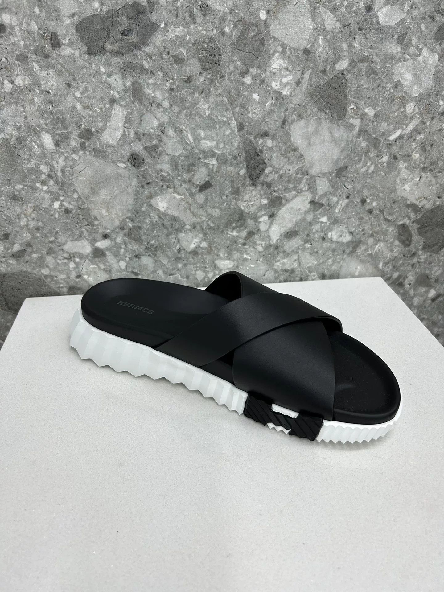 Hermes Hermes 2023 SS New Calfskin Sandals Size US 8.5 / EU 41-42 - 3 Thumbnail