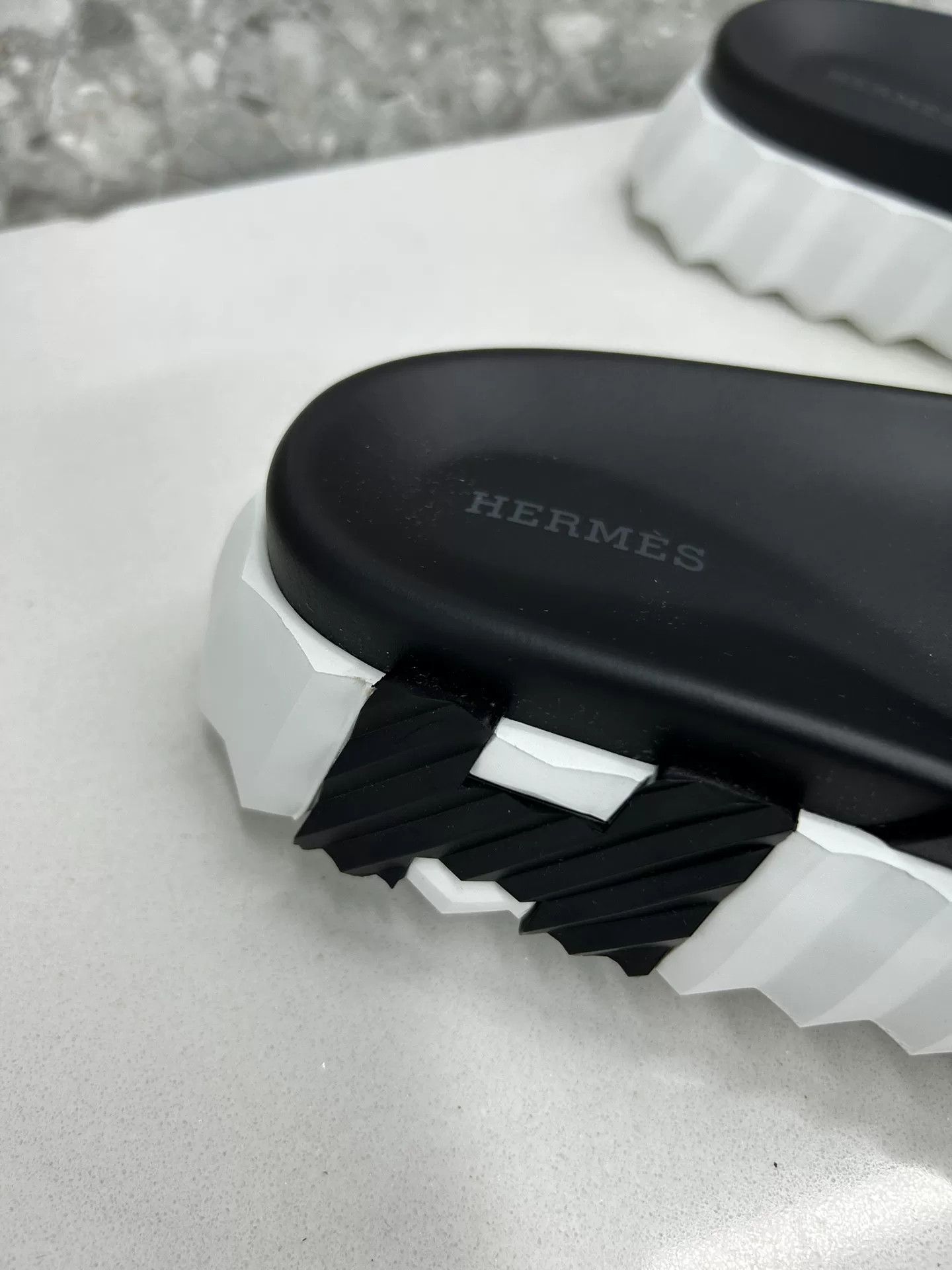 Hermes Hermes 2023 SS New Calfskin Sandals Size US 8.5 / EU 41-42 - 5 Thumbnail